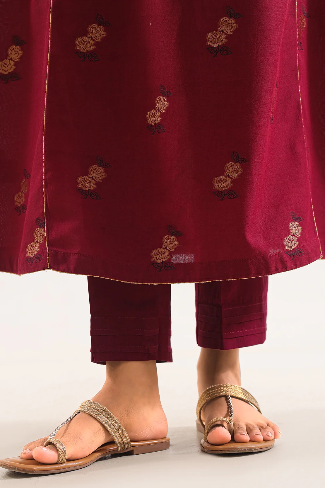 Unstitched Jacquard Cotton 2 Piece (Shirt/Dupatta) - Image 7