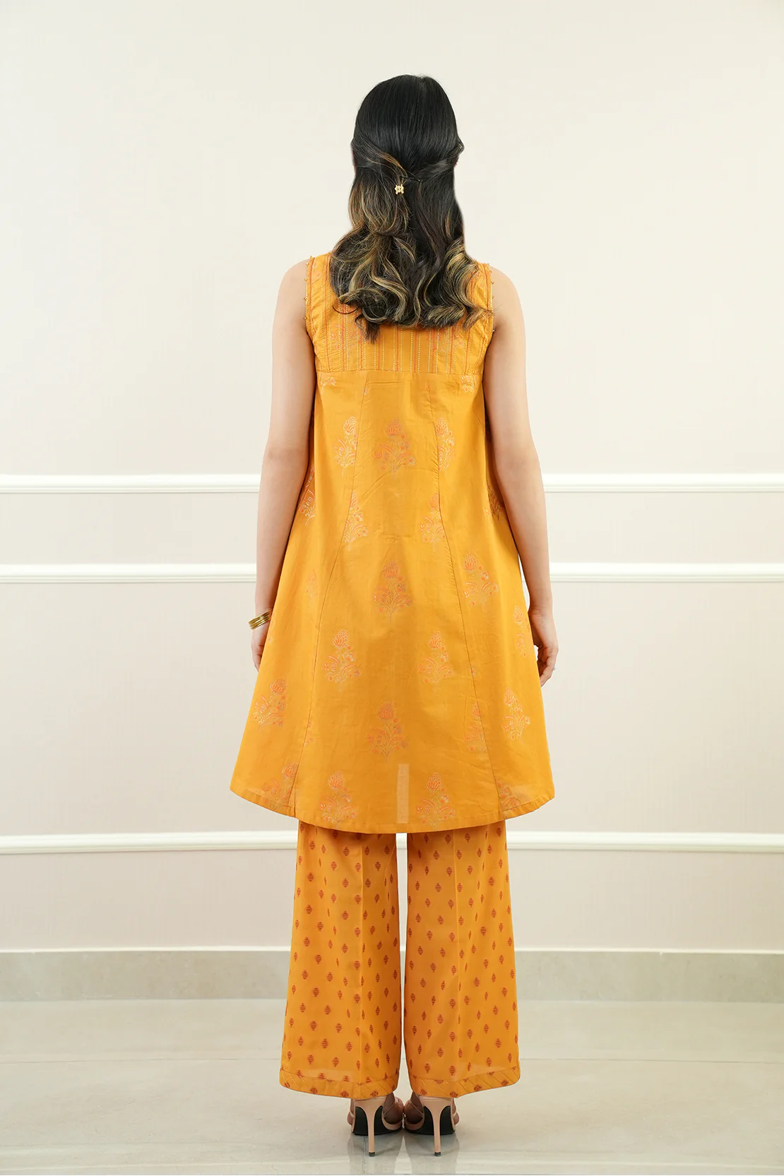 Unstitched Jacquard Cotton 2 Piece (Shirt/Trouser) - Image 3