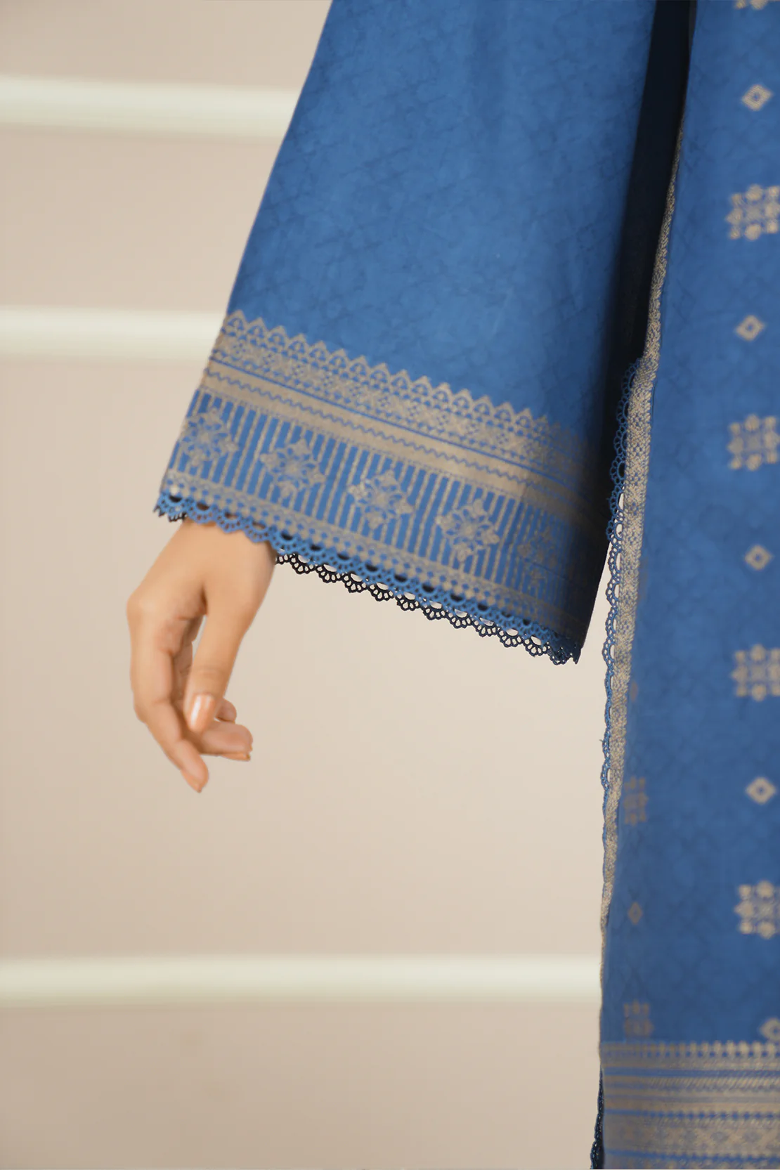 Unstitched Jacquard Cotton 3 Piece - Image 8