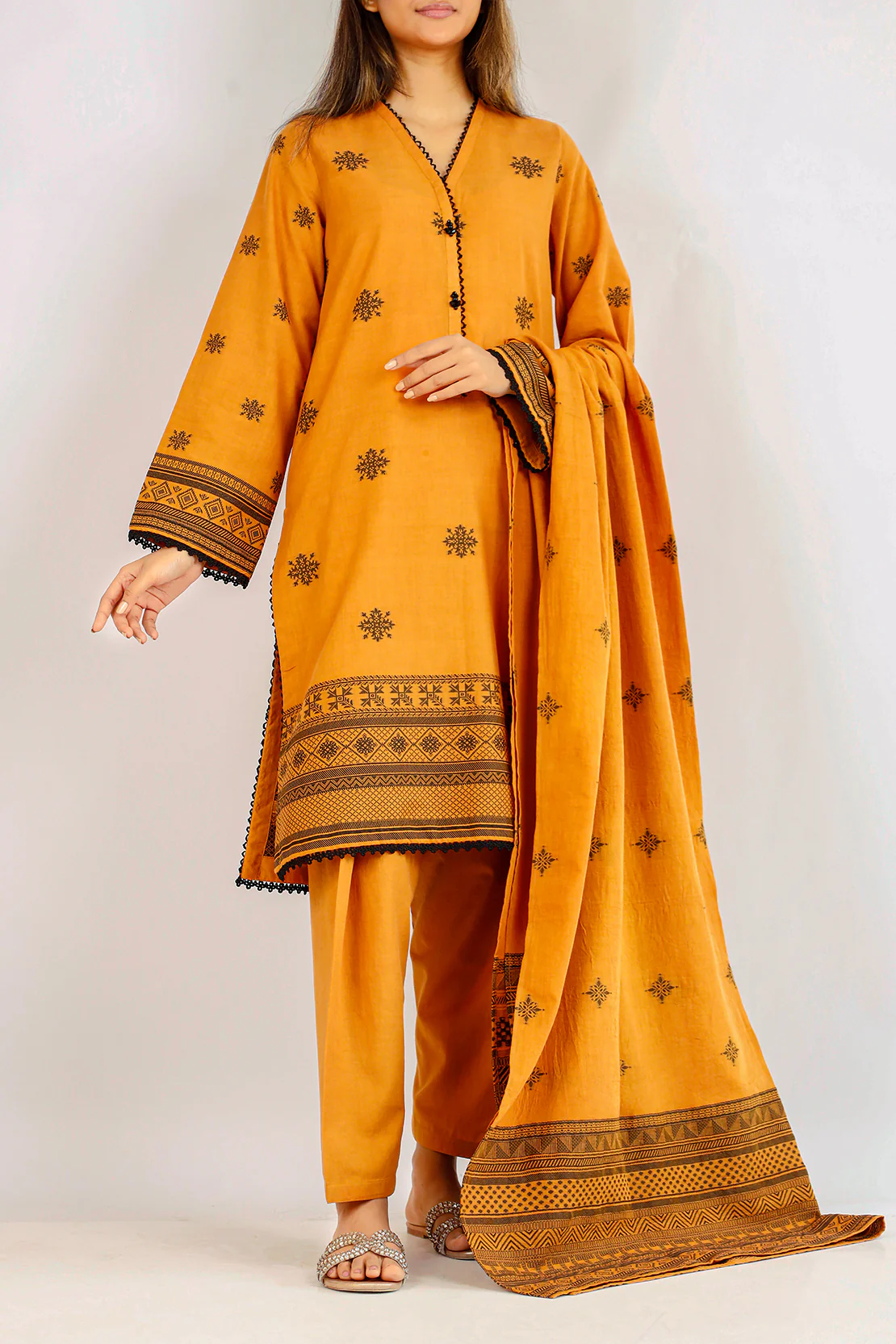 Unstitched Jacquard Cotton 3 Piece - Image 3