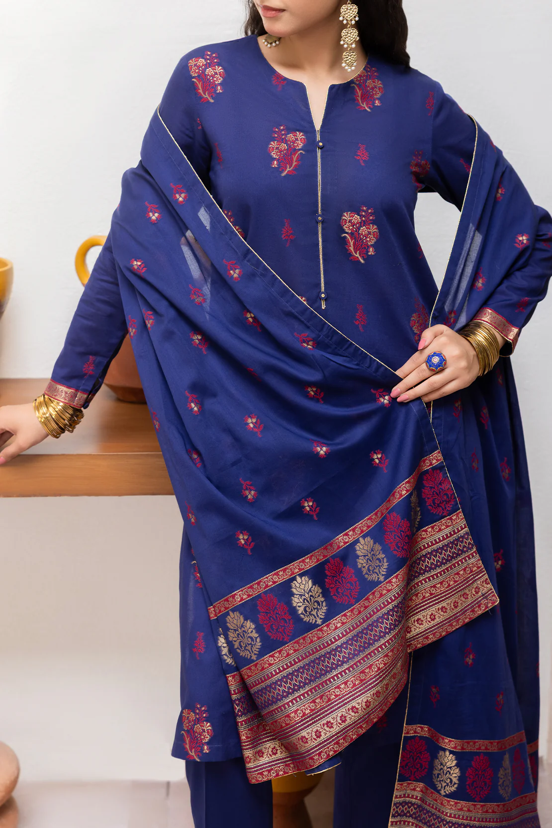 Unstitched Jacquard Cotton 3 Piece - Image 4
