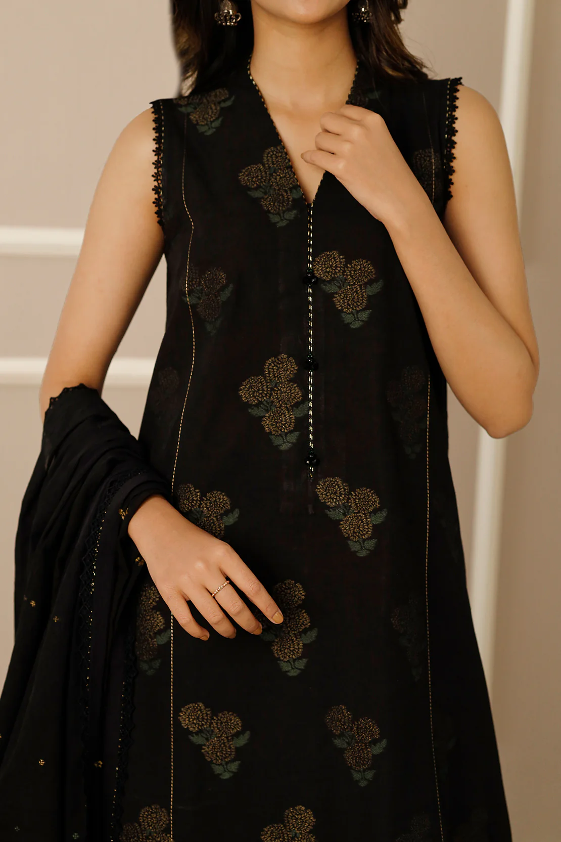 Unstitched Jacquard Cotton 3 Piece - Image 6