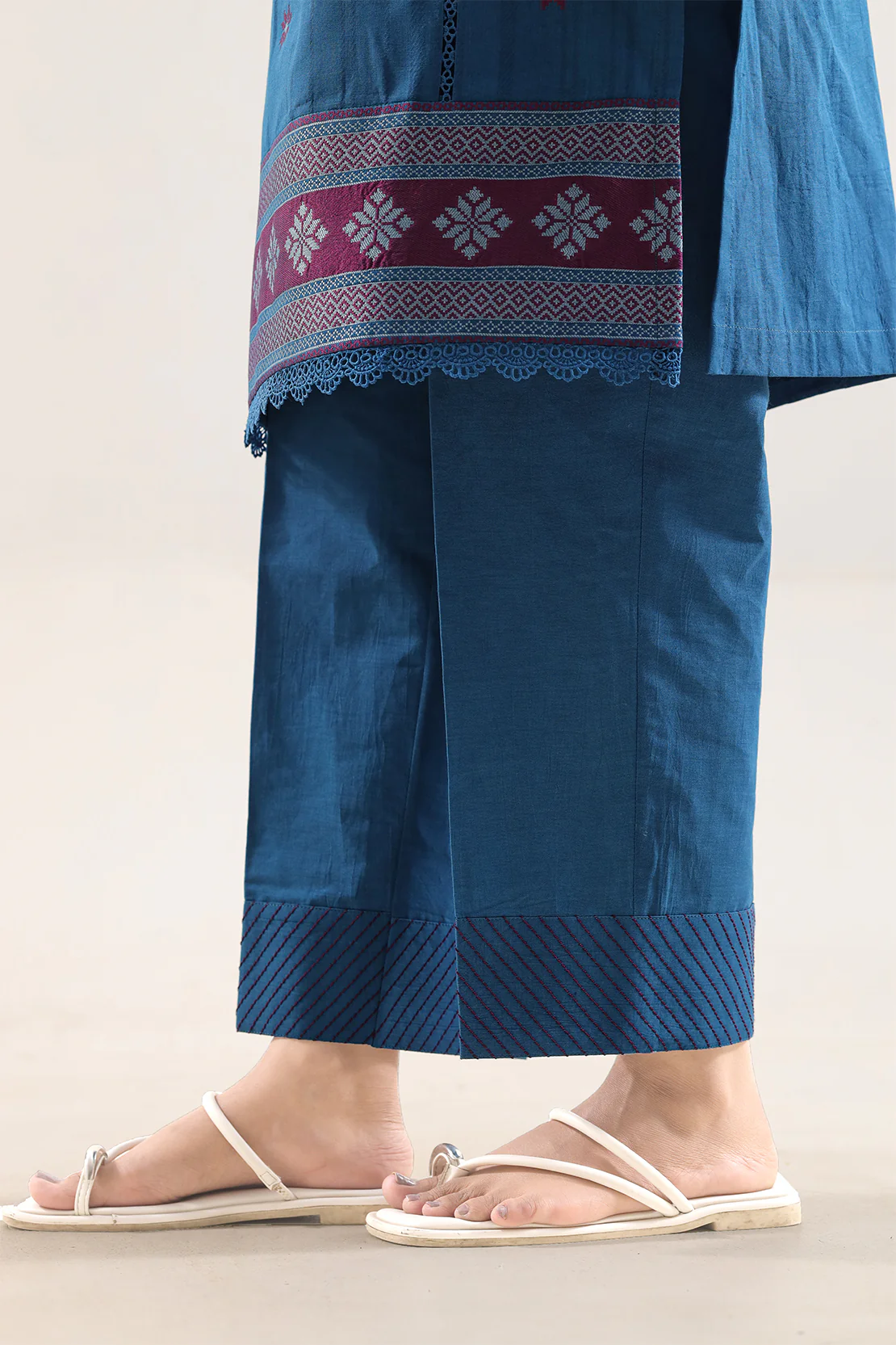 Unstitched Jacquard Cotton 3 Piece - Image 4