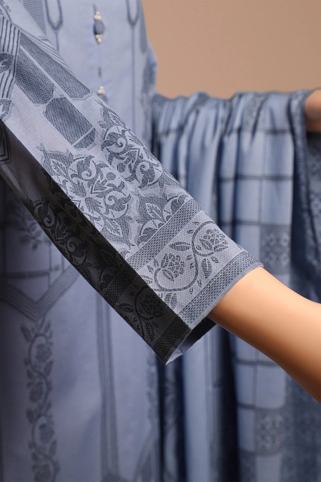 Unstitched Jacquard Cotton Shirt - Image 3