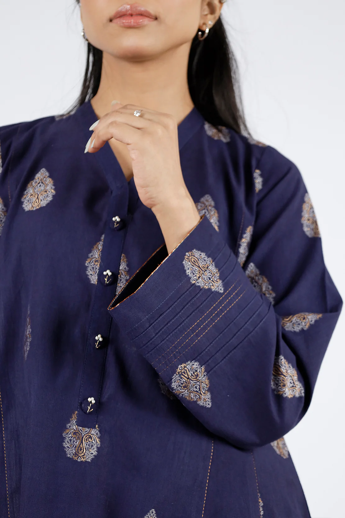 Unstitched Jacquard Cotton Shirt - Image 6