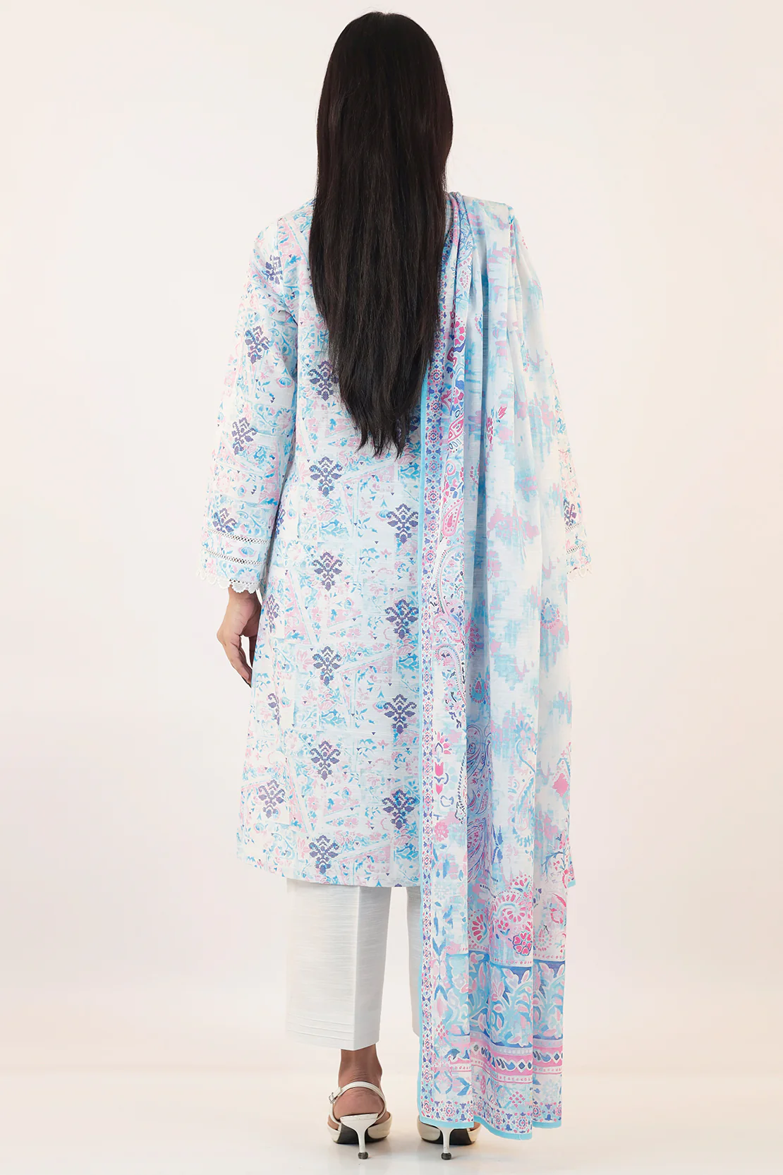 Unstitched Printed Warm Khaddar 2 Piece (Shirt/Dupatta) - Image 6
