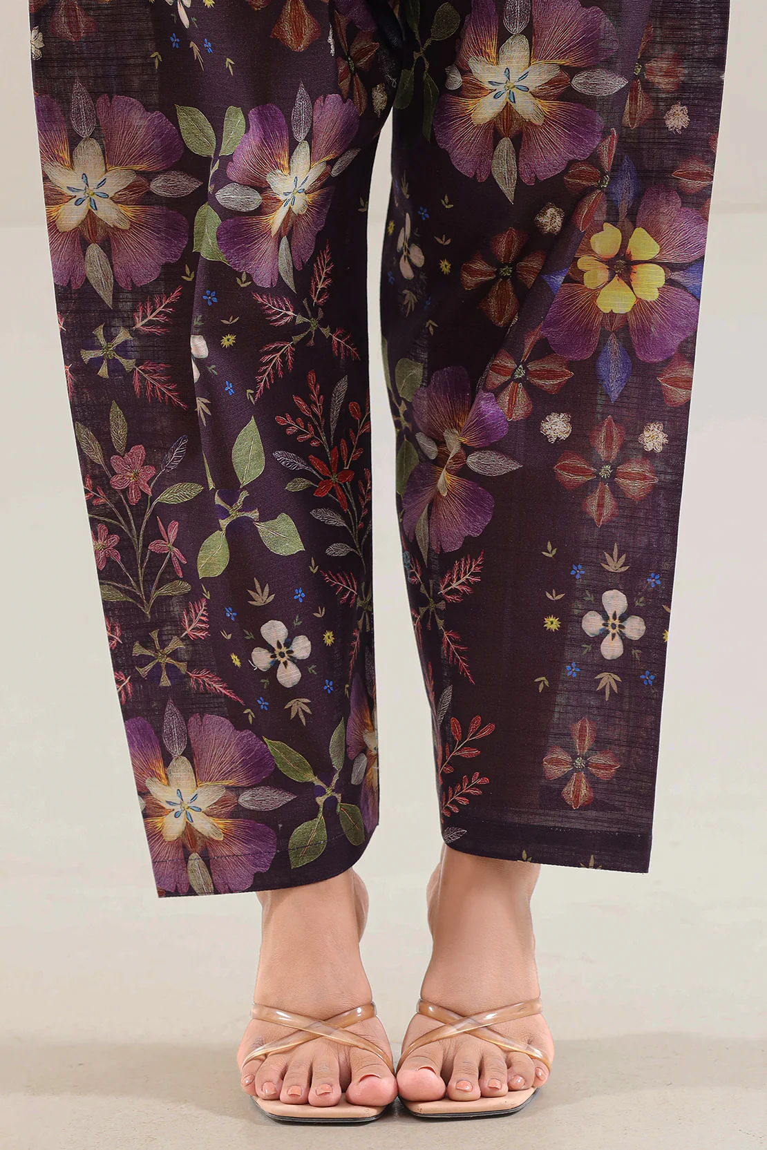 Unstitched Printed Warm Khaddar 2 Piece (Shirt/Trouser) - Image 5