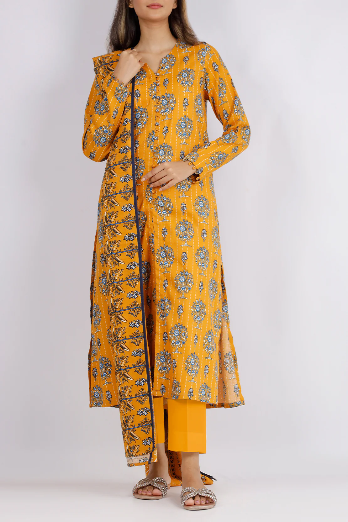 Unstitched Printed Warm Khaddar 3 Piece