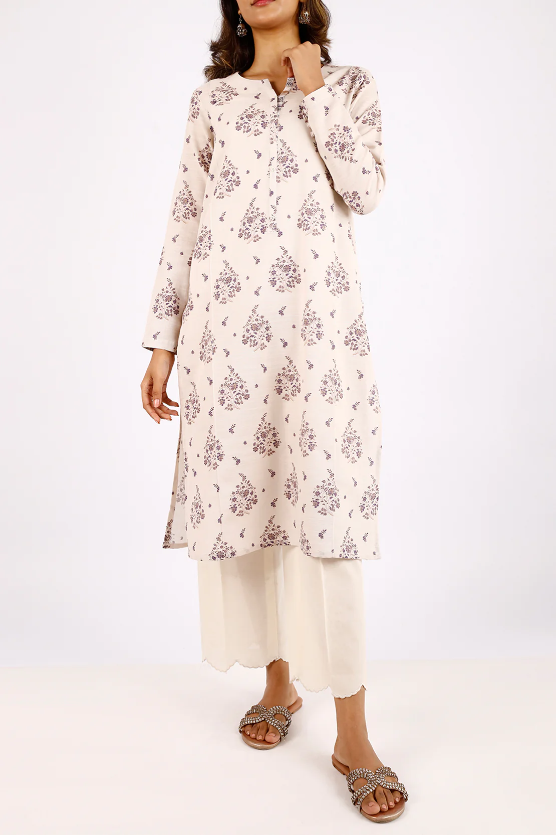 Unstitched Printed Warm Khaddar 3 Piece - Image 2