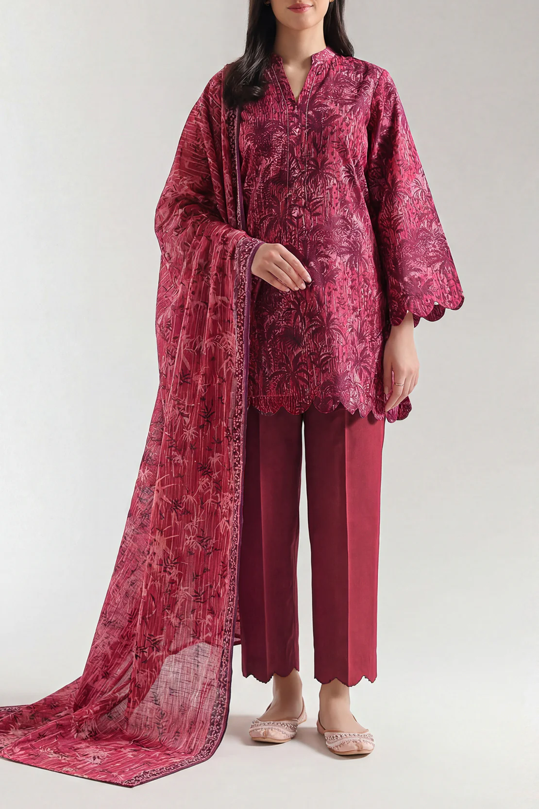 Unstitched Printed Cotton Khaddar 3 Piece - Image 2