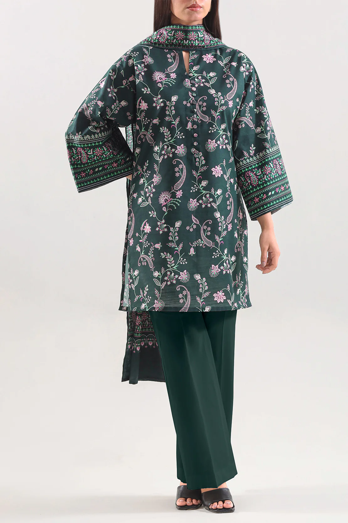 Unstitched Printed Cotton Khaddar 3 Piece - Image 2