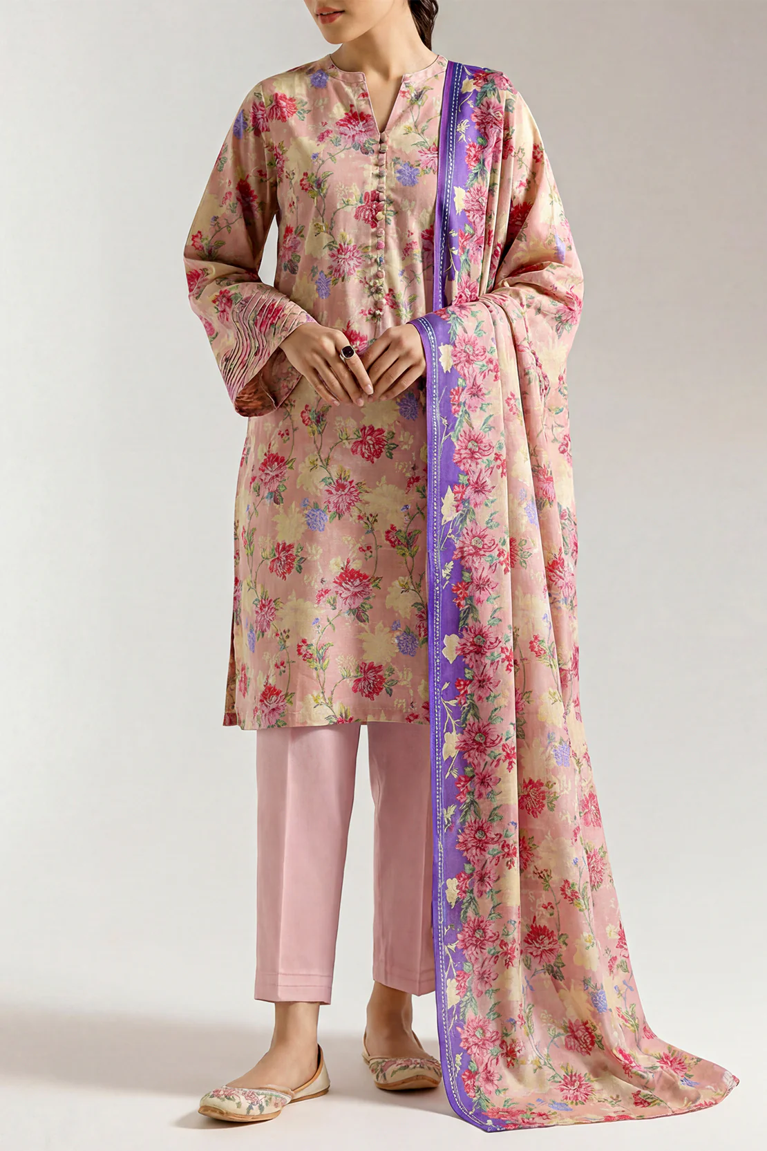 Unstitched Printed Warm Khaddar 3 Piece - Image 2