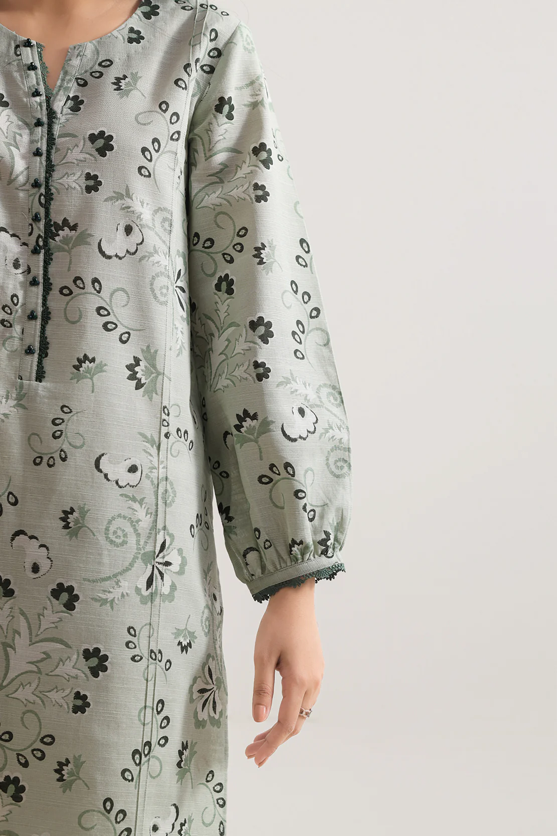 Unstitched Printed Warm Khaddar 3 Piece - Image 5