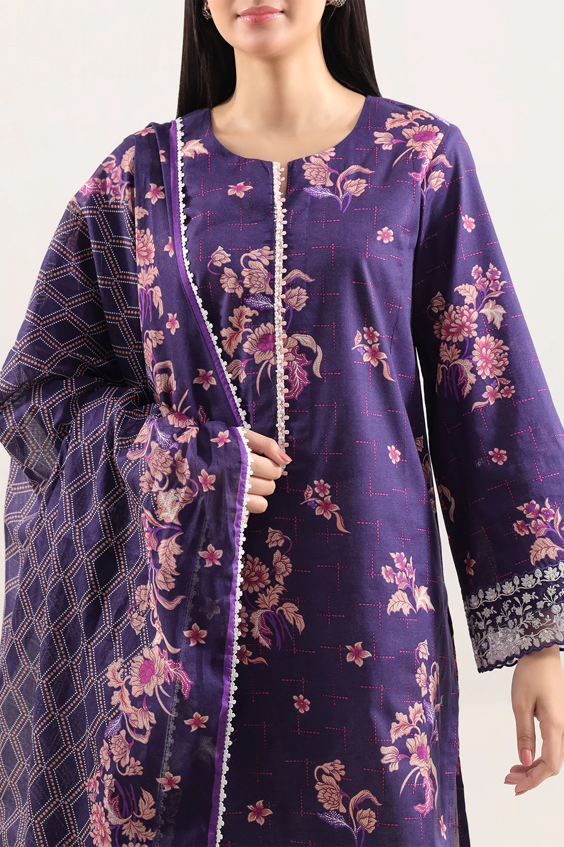 Unstitched Printed Embroidered Lawn 2 Piece (Shirt/Dupatta) - Image 2