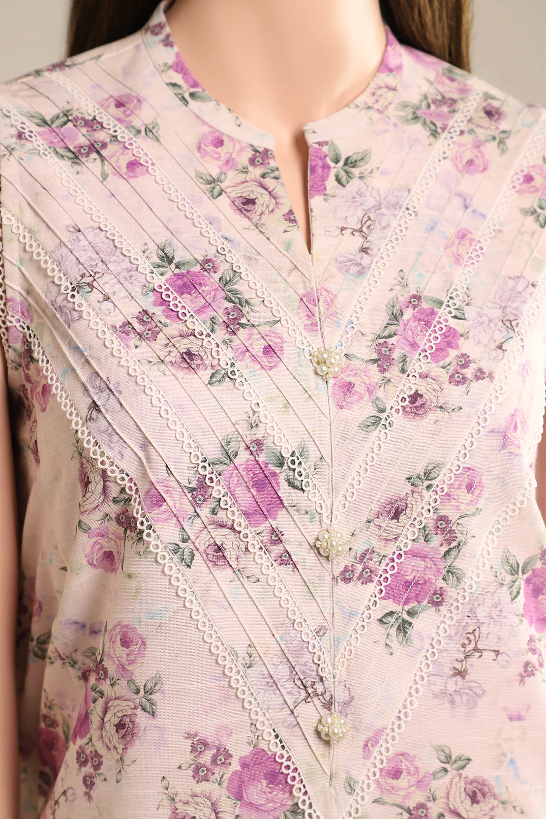 Unstitched Printed Khaddar 2 Piece (Shirt/Trouser) - Image 4