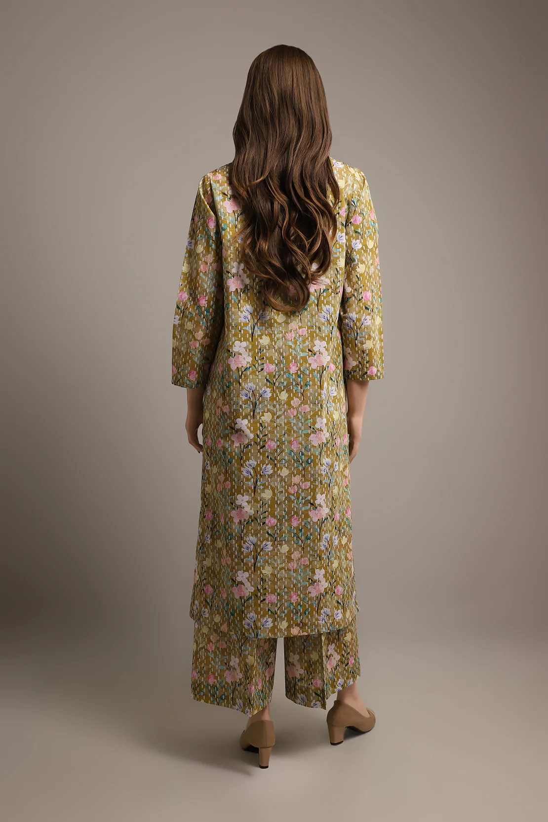Unstitched Printed Khaddar 2 Piece (Shirt/Trouser) - Image 2