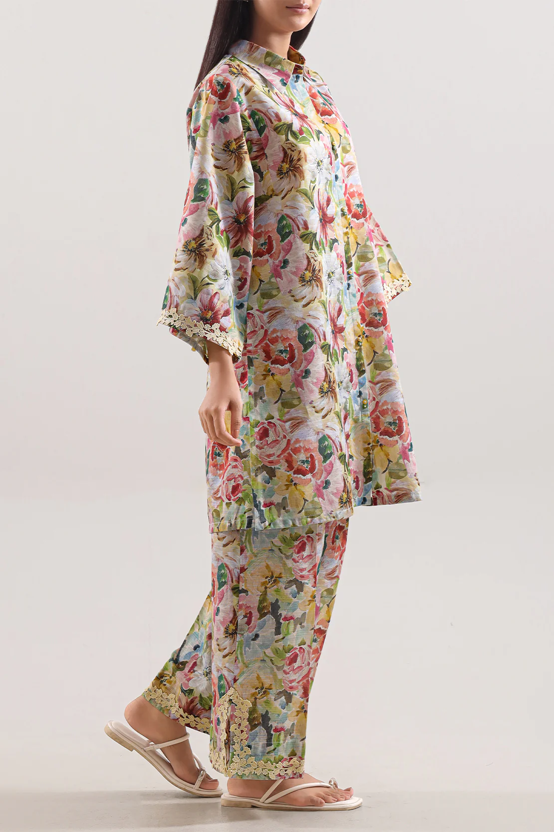 Unstitched Printed Khaddar 2 Piece (Shirt/Trouser) - Image 2