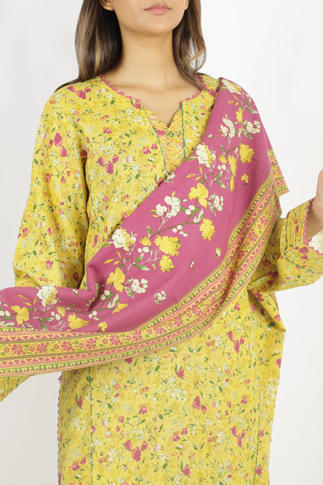 Unstitched Printed Soft Khaddar 3 Piece - Image 2