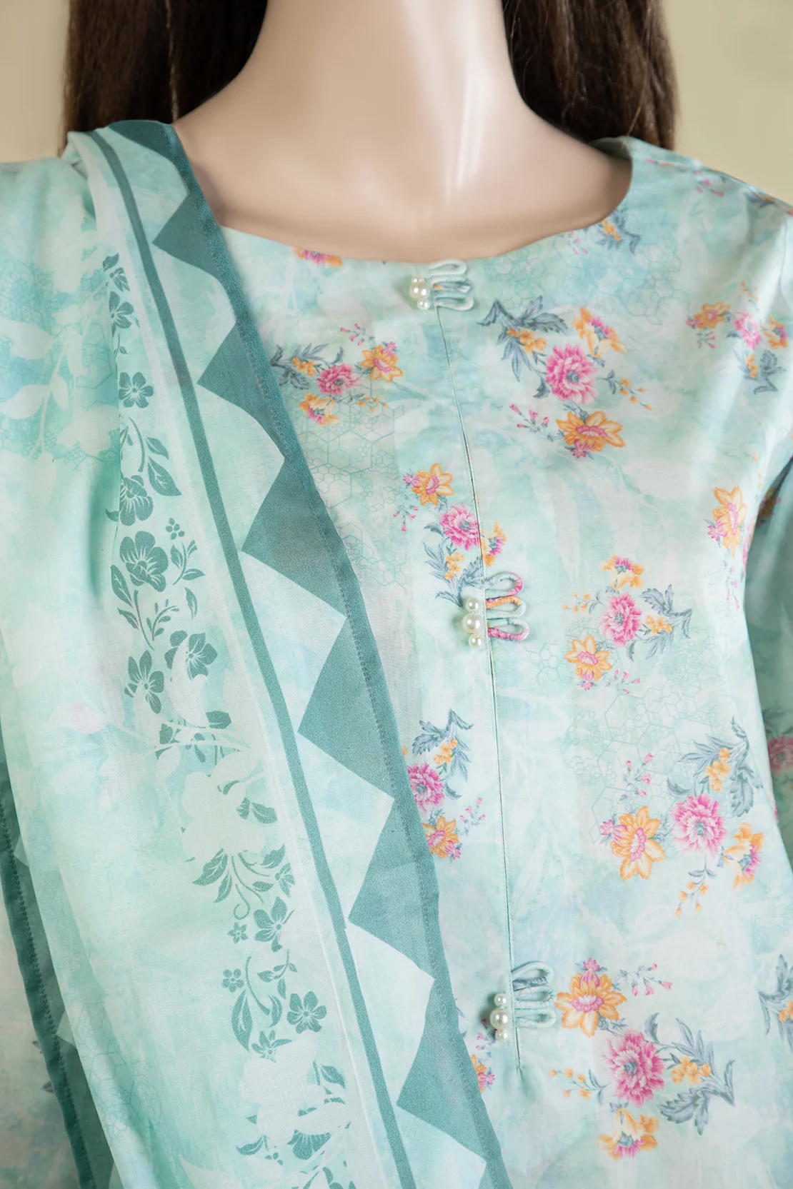 Unstitched Printed Lawn 2 Piece (Shirt/Dupatta) - Image 3
