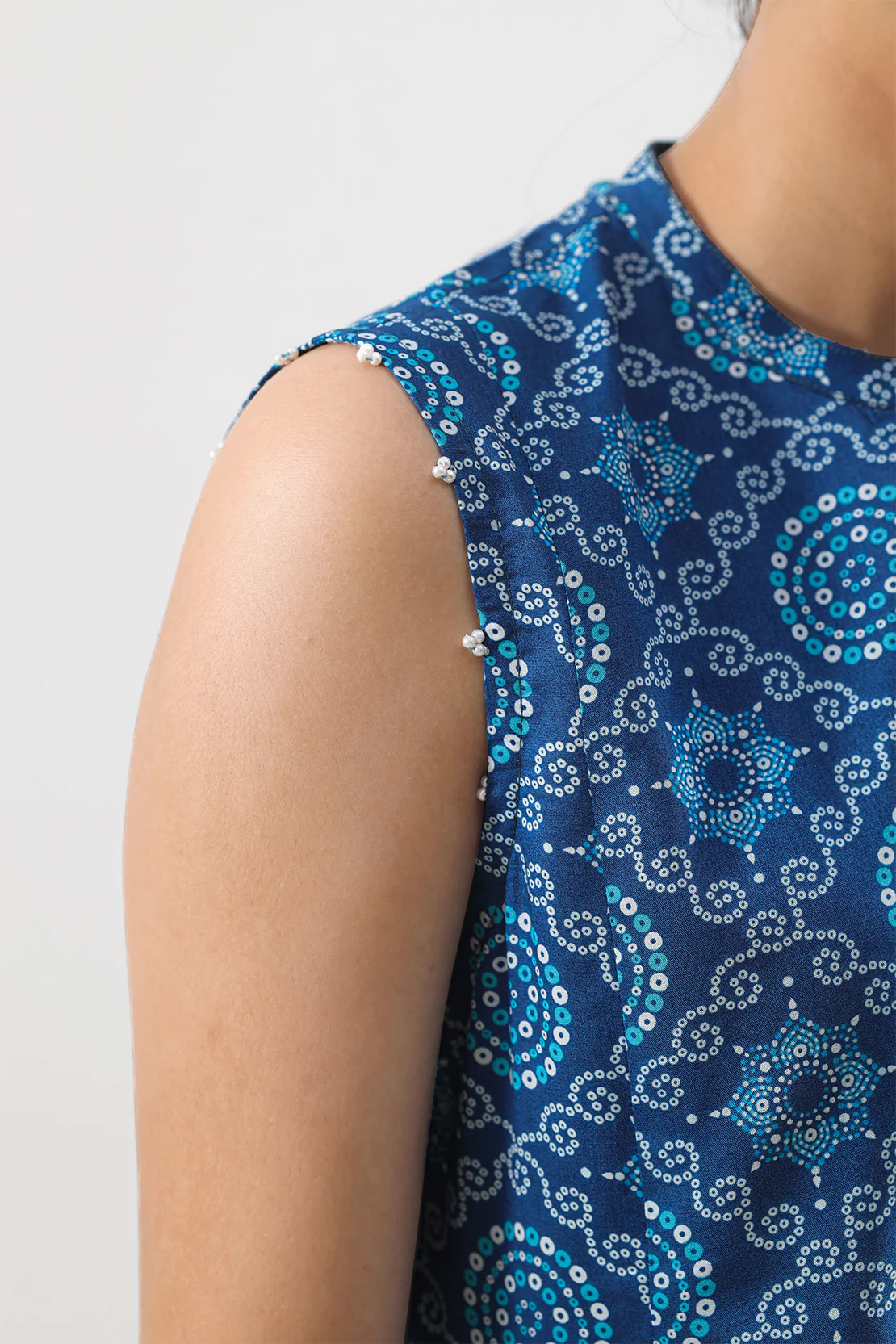 Unstitched Printed Lawn 2 Piece (Shirt/Dupatta) - Image 6