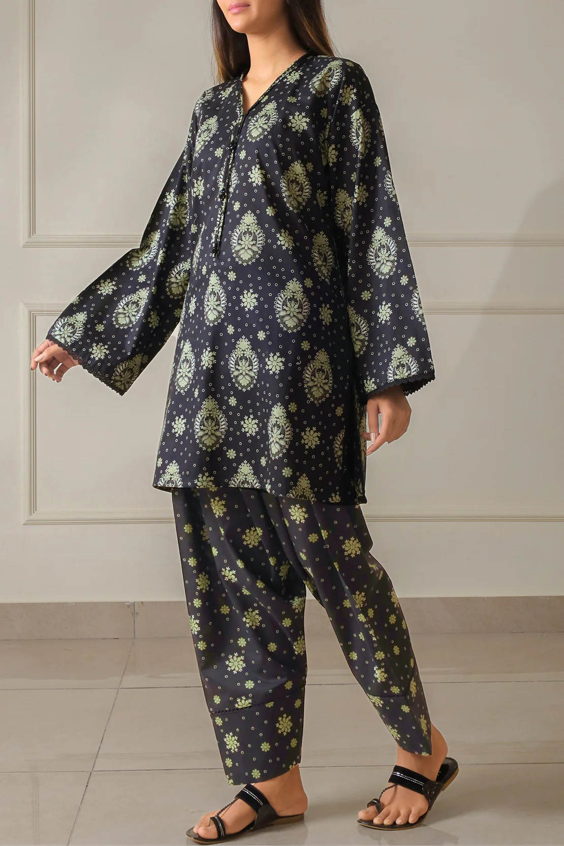 Unstitched Printed Lawn 2 Piece (Shirt/Trouser) - Image 3
