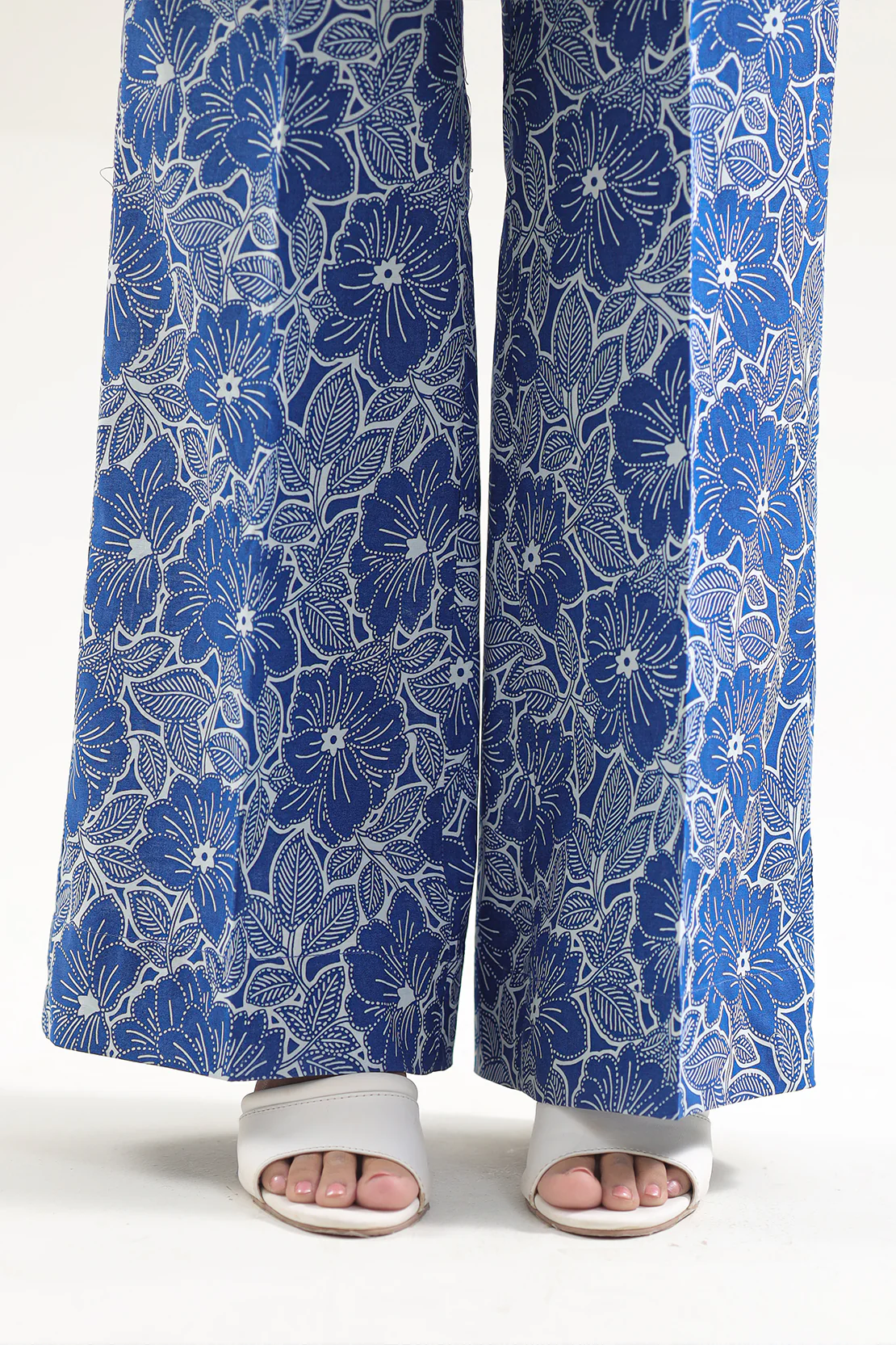 Unstitched Printed Lawn 2 Piece (Shirt/Trouser) - Image 8