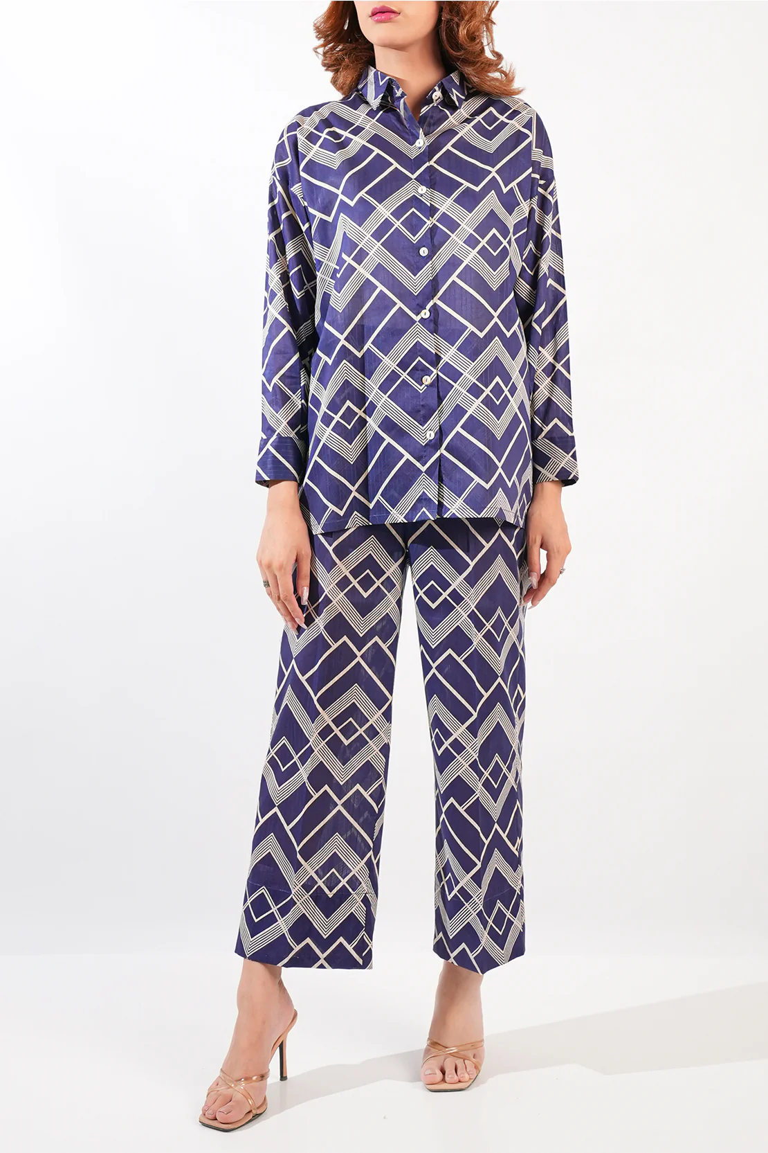 Unstitched Printed Lawn 2 Piece (Shirt/Trouser)