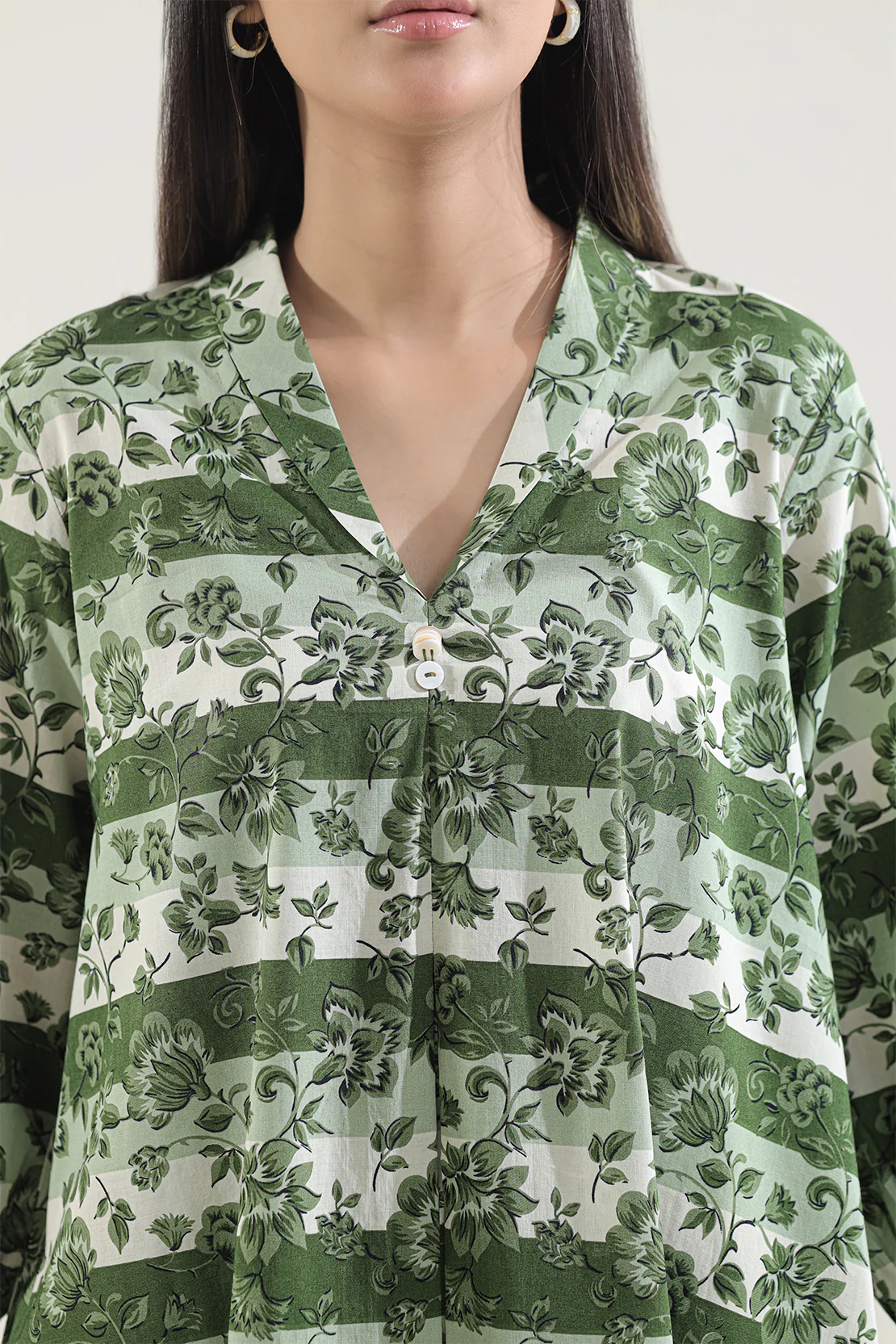 Unstitched Printed Lawn 2 Piece (Shirt/Trouser) - Image 5