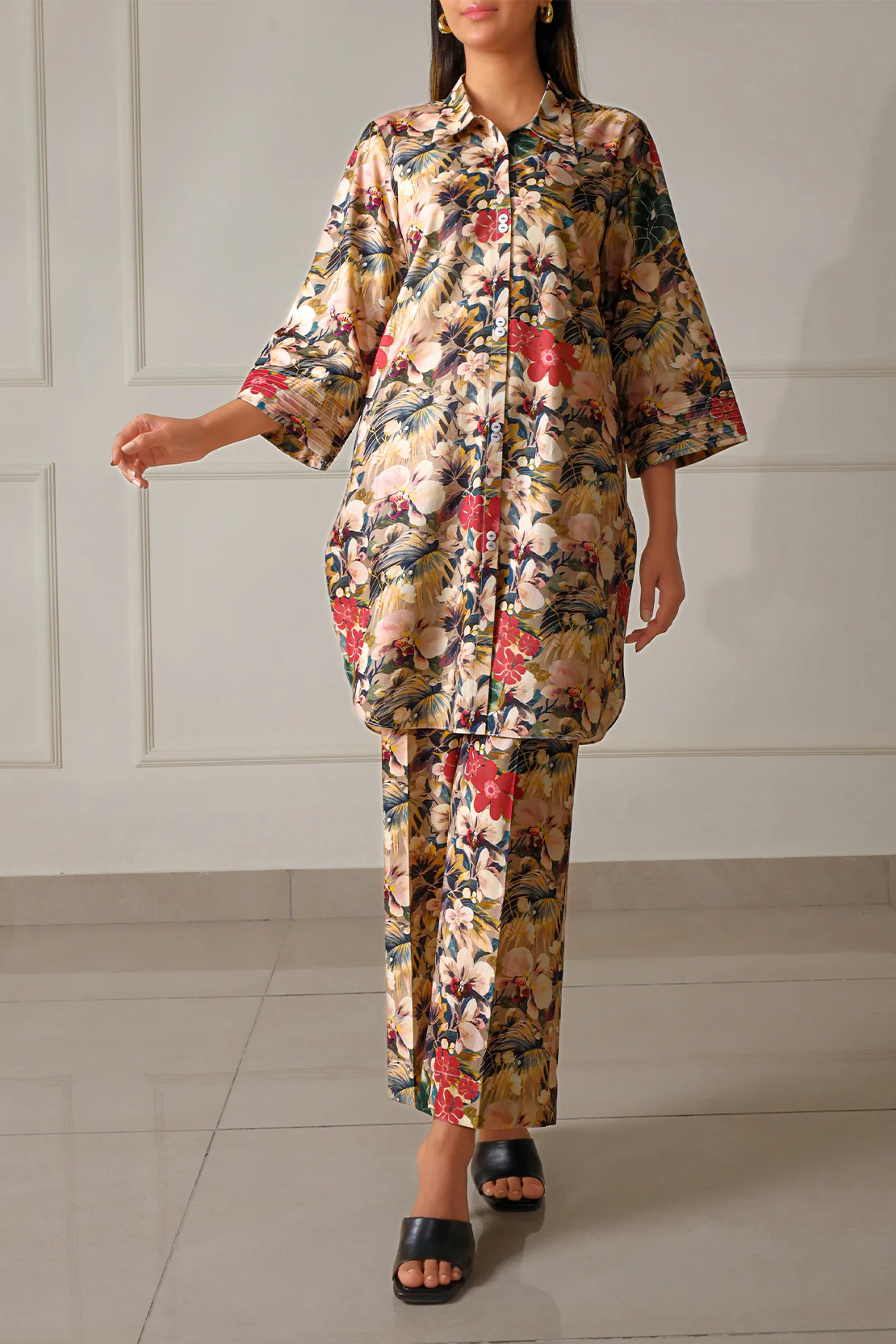 Unstitched Printed Lawn 2 Piece Shirt/Trouser - Image 2