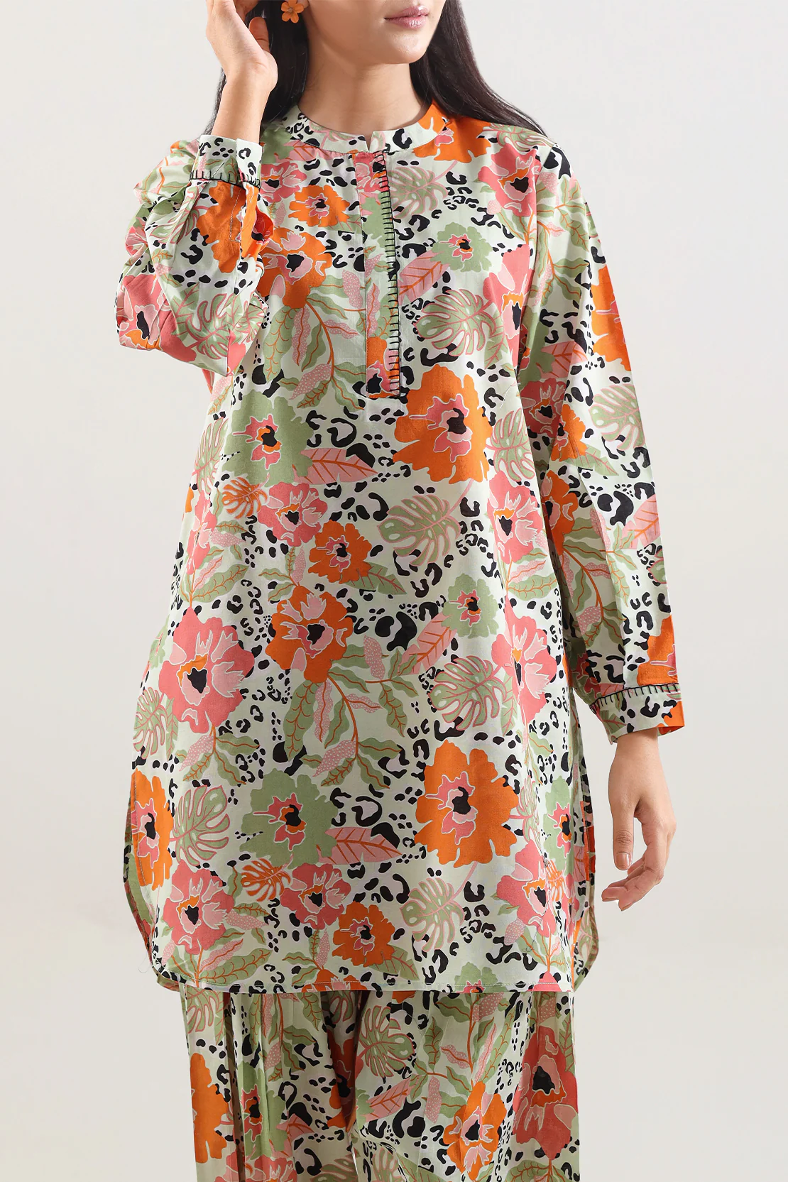Unstitched Printed Lawn 2 Piece (Shirt/Trouser) - Image 2
