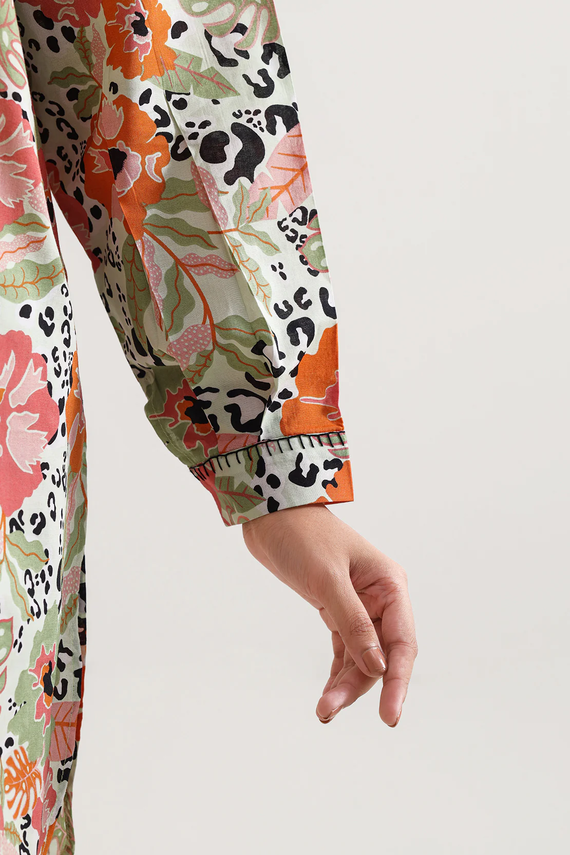 Unstitched Printed Lawn 2 Piece (Shirt/Trouser) - Image 6