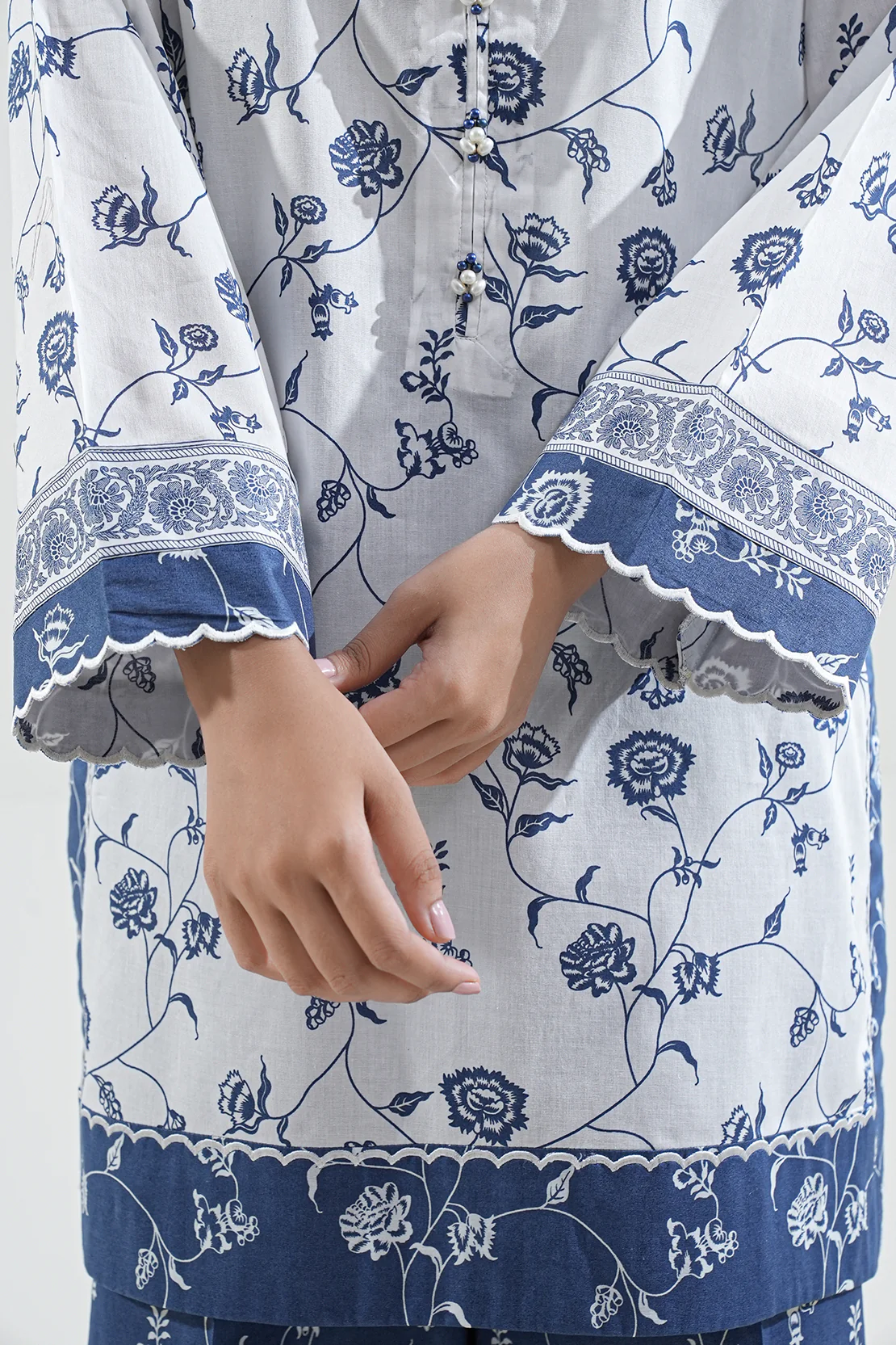 Unstitched Printed Lawn 2 Piece (Shirt/Trouser) - Image 6