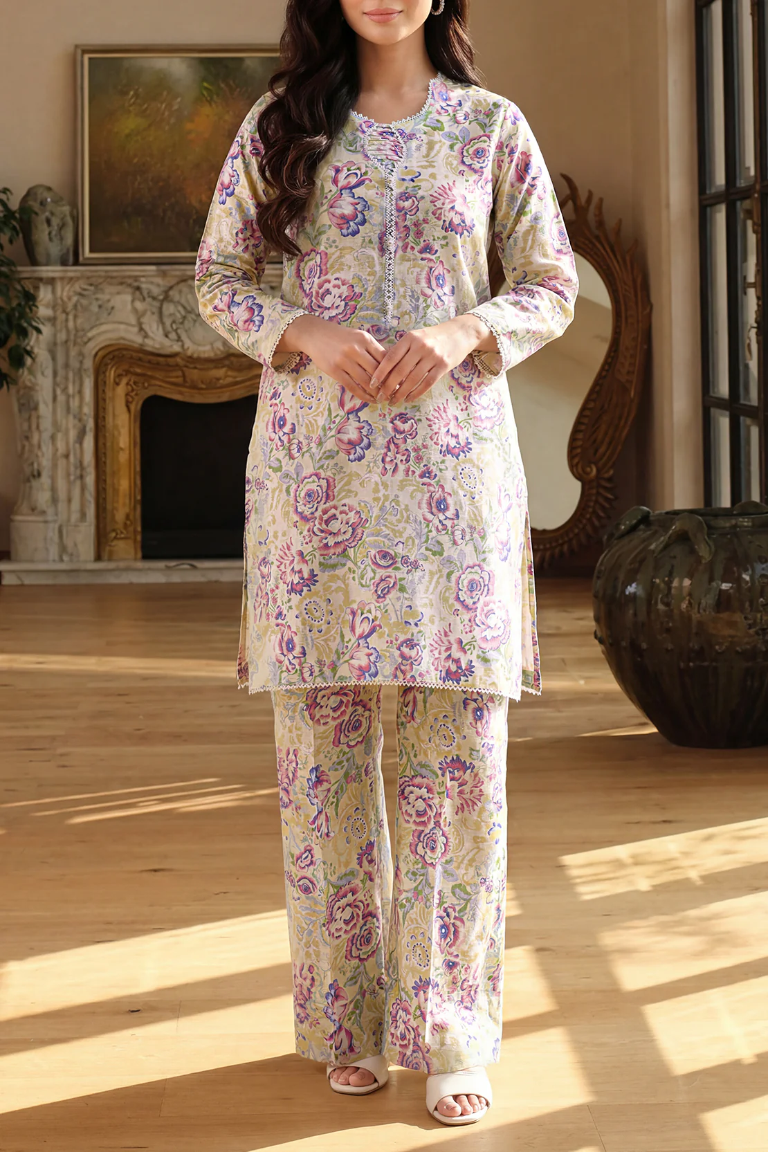 Unstitched Printed Lawn 2 Piece (Shirt/Trouser)