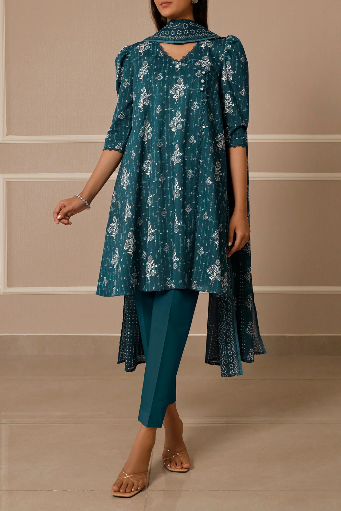 Unstitched Printed Lawn 3 Piece - Image 4
