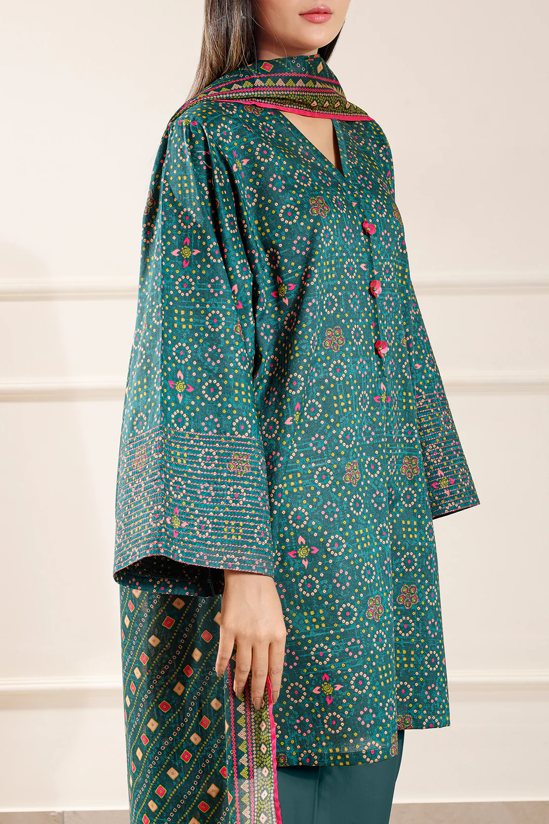 Unstitched Printed Lawn 3 Piece - Image 4