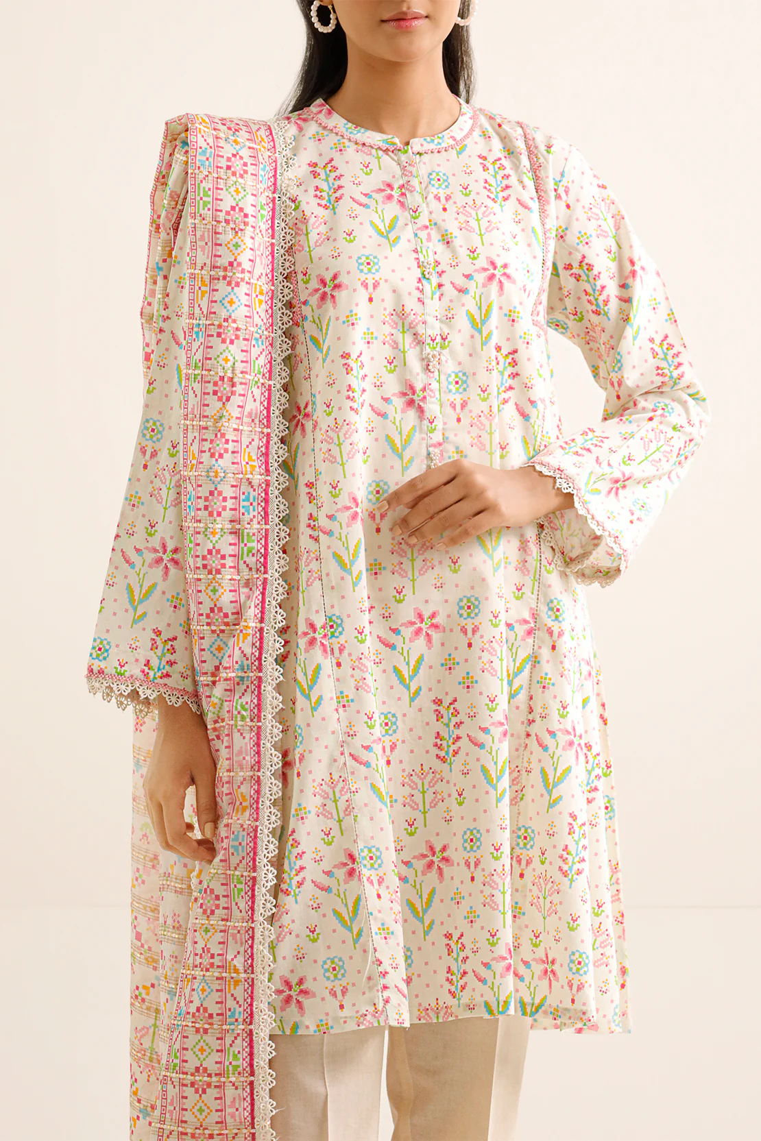 Unstitched Printed Lawn 3 Piece - Image 3