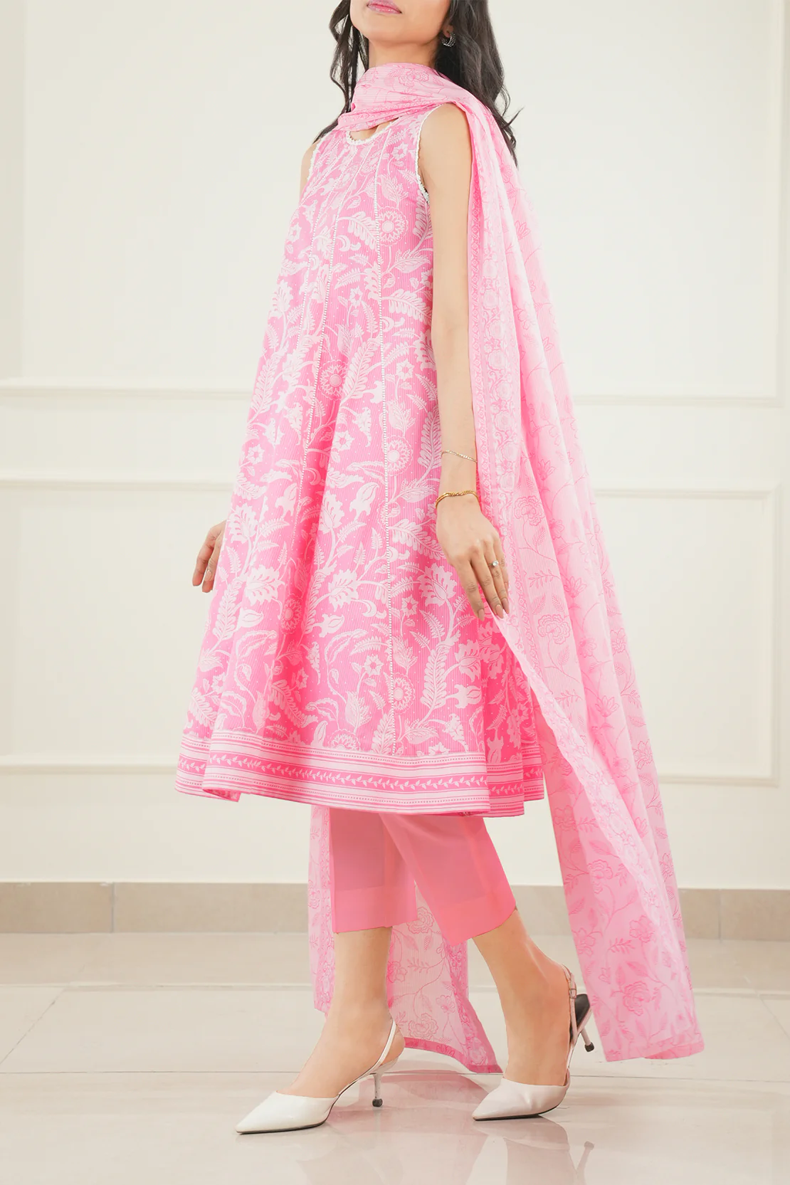 Unstitched Printed Lawn 3 Piece - Image 3