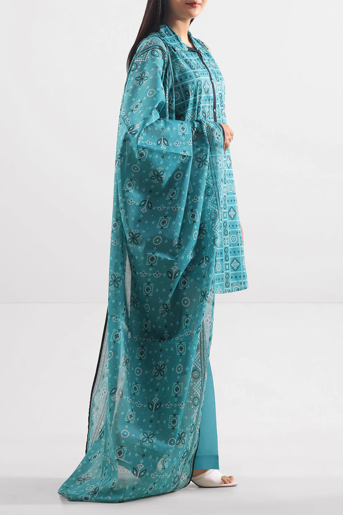 Unstitched Printed Lawn 3 Piece - Image 2