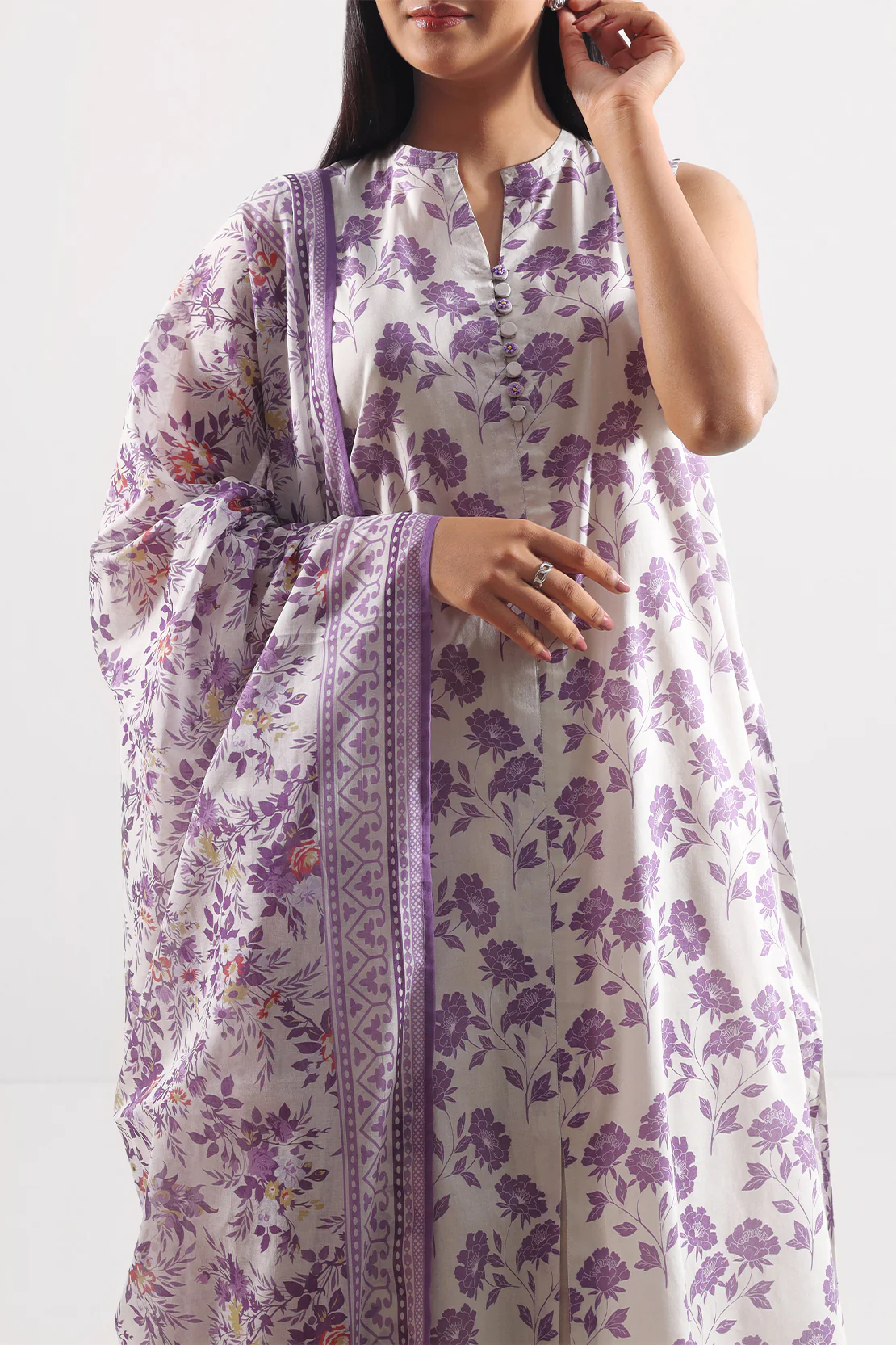 Unstitched Printed Lawn 3 Piece - Image 3