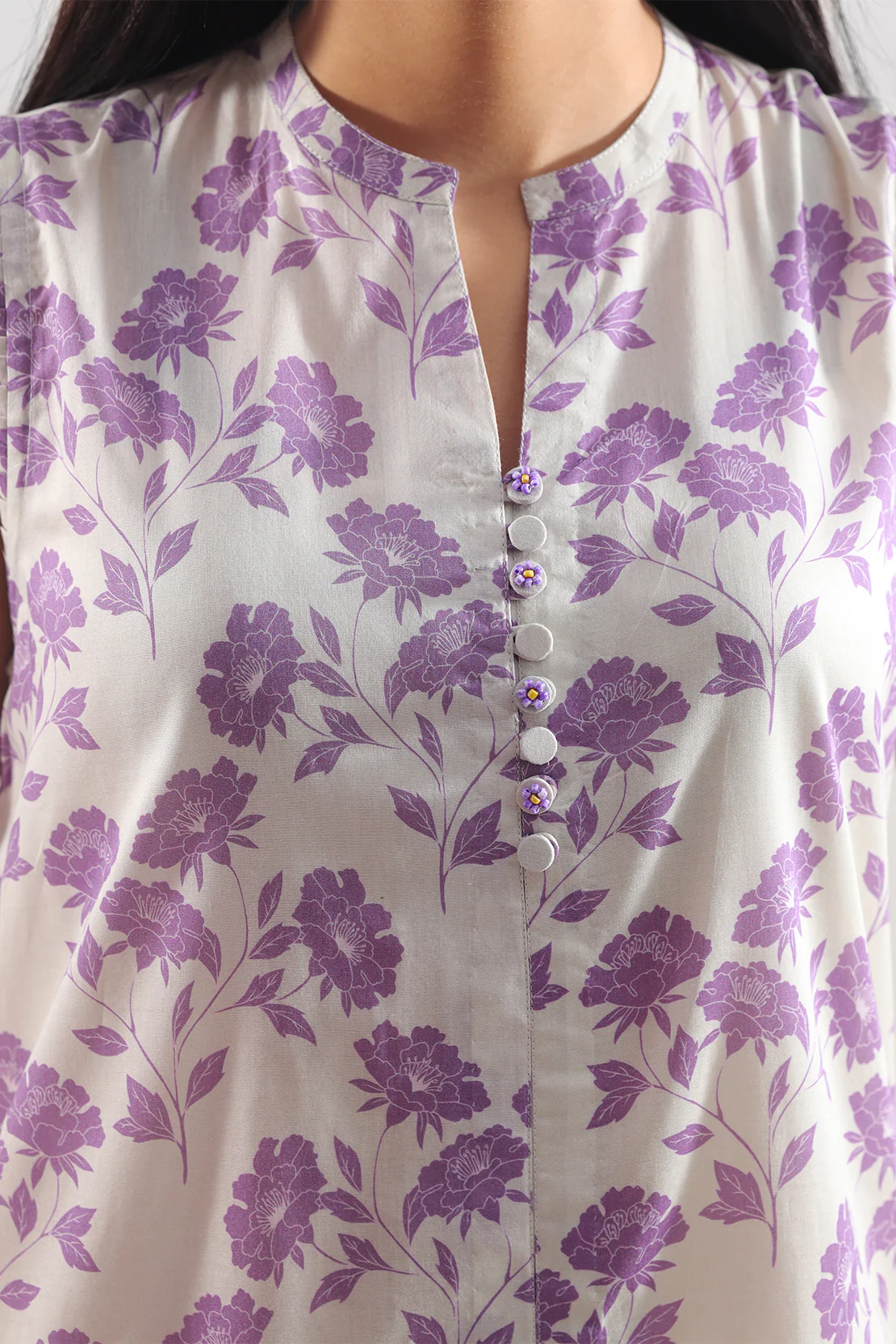 Unstitched Printed Lawn 3 Piece - Image 4
