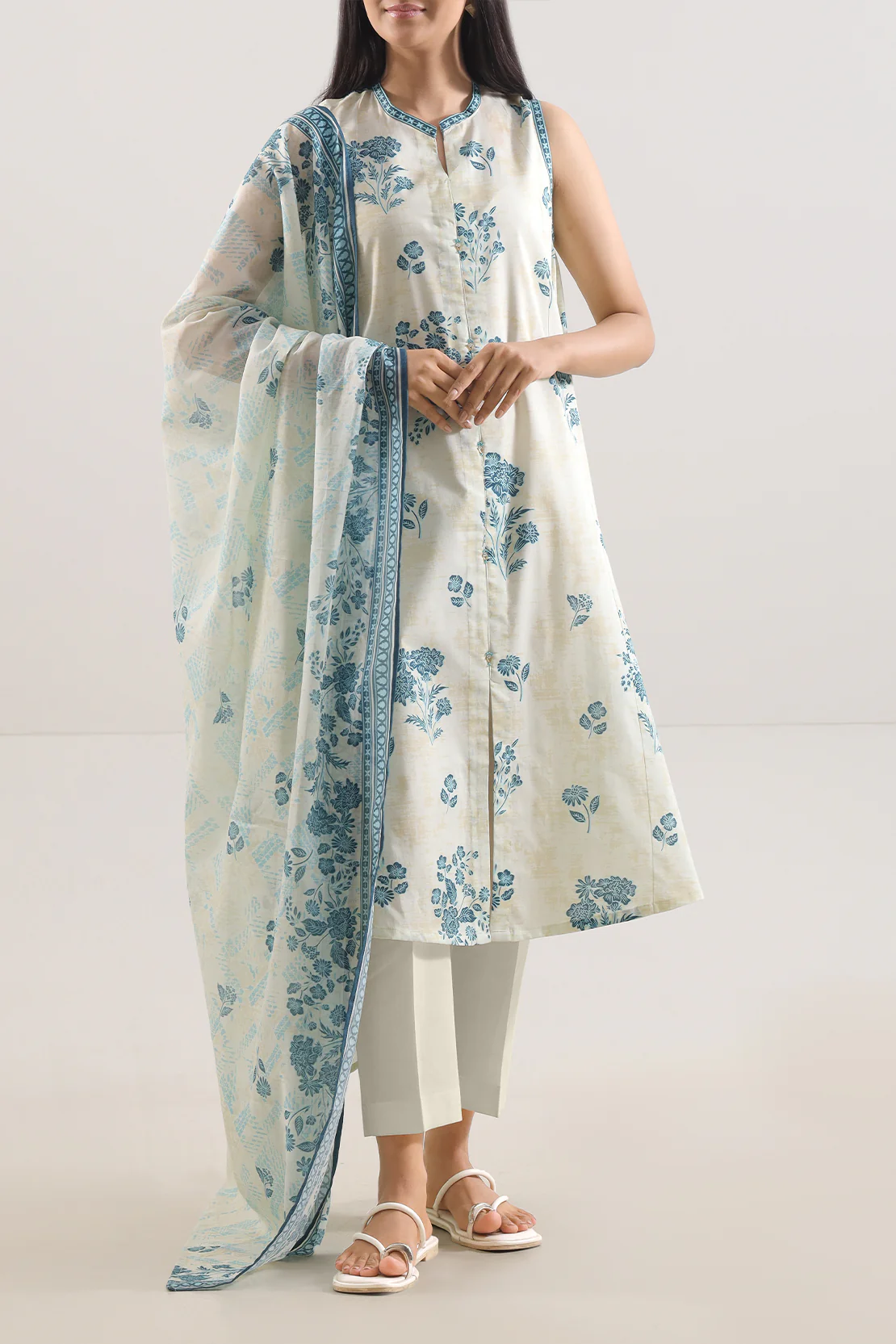 Unstitched Printed Lawn 3 Piece - Image 2