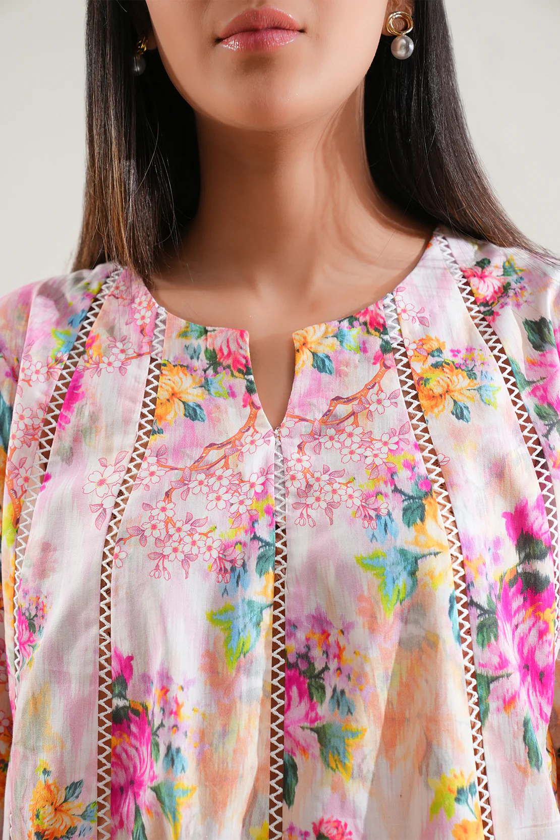 Unstitched Printed Lawn 3 Piece - Image 5