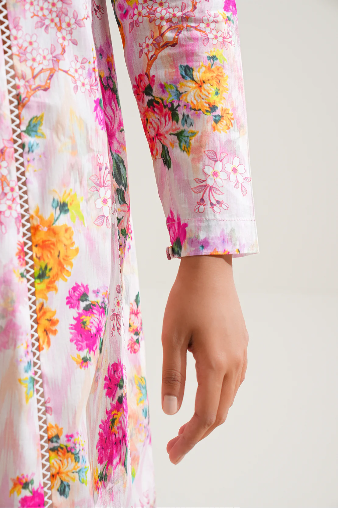 Unstitched Printed Lawn 3 Piece - Image 6