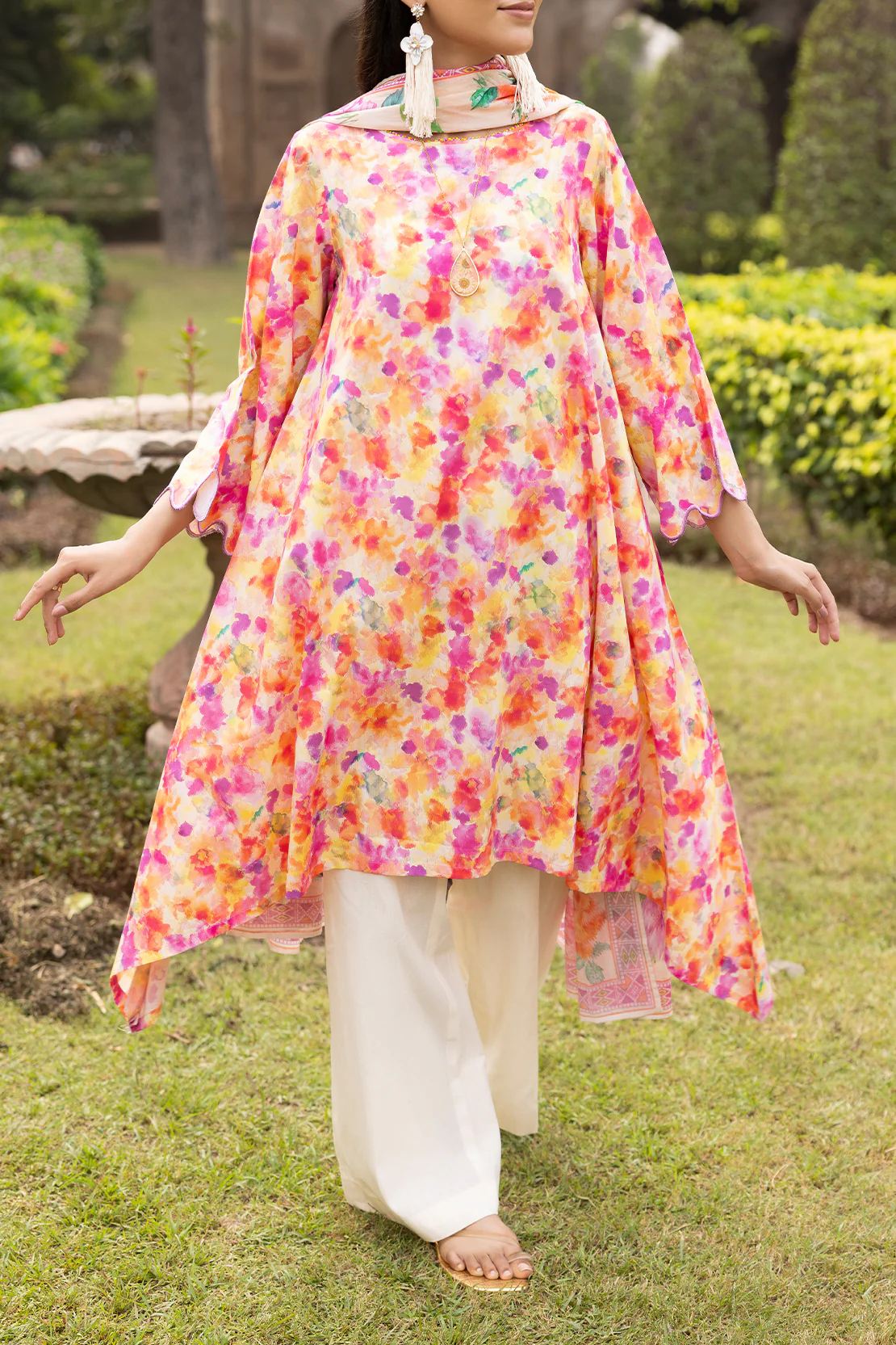 Unstitched Printed Lawn 3 Piece - Image 3