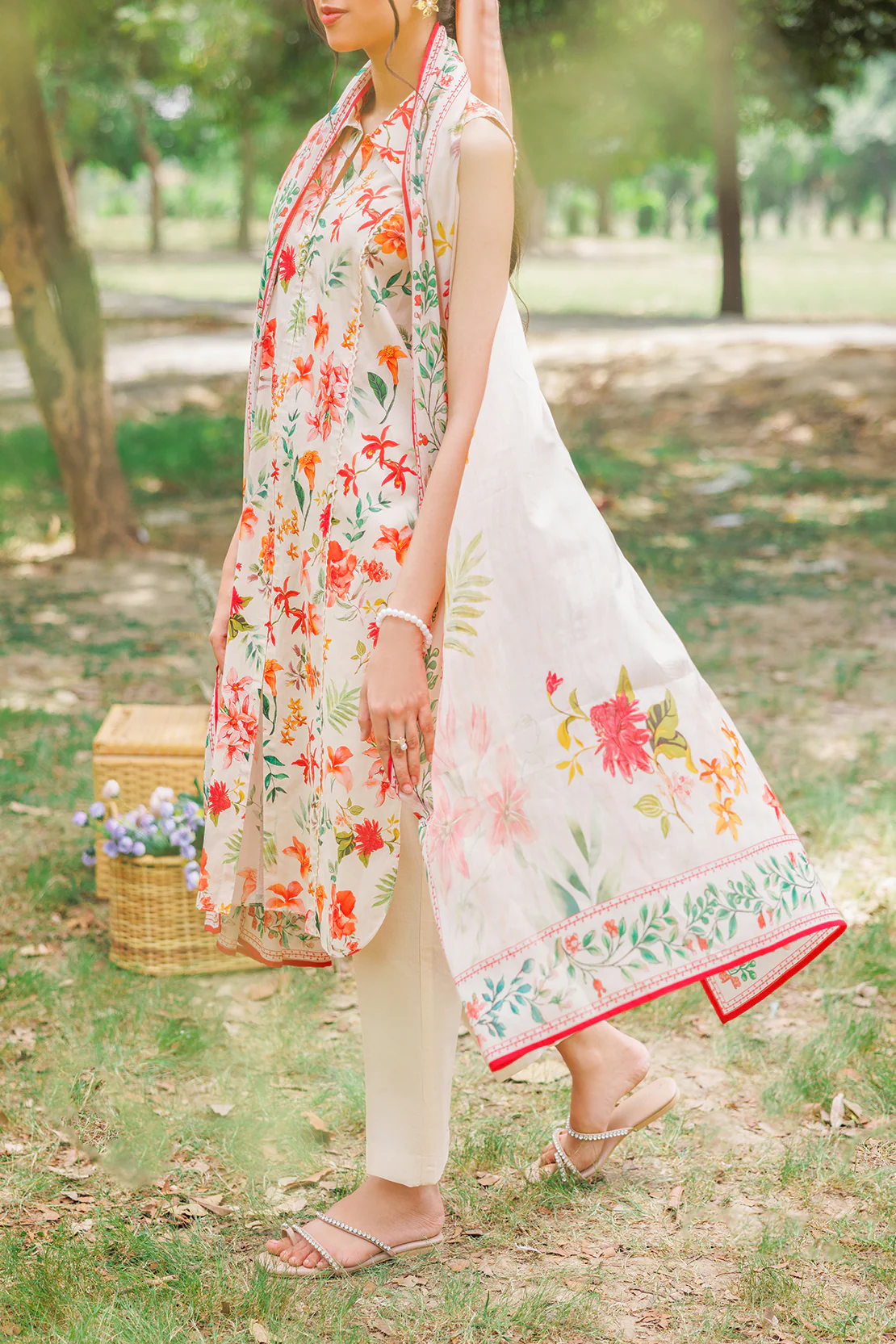 Unstitched Printed Lawn 3 Piece - Image 4