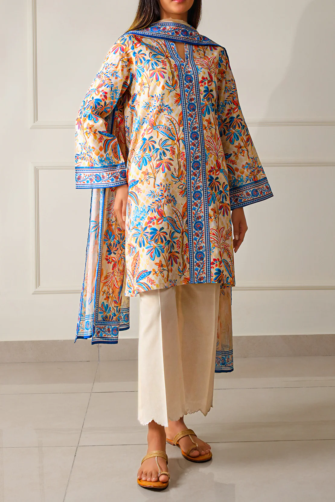 Unstitched Printed Lawn 3 Piece - Image 3