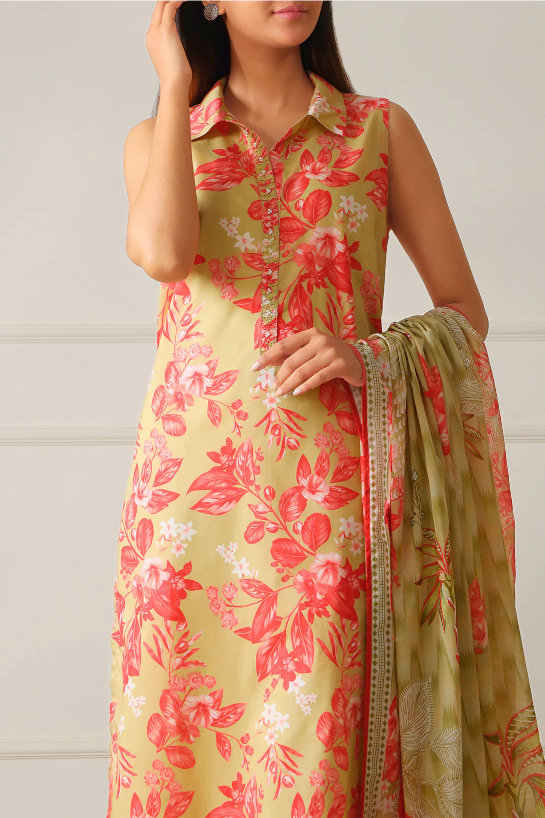Unstitched Printed Lawn 3 Piece - Image 3