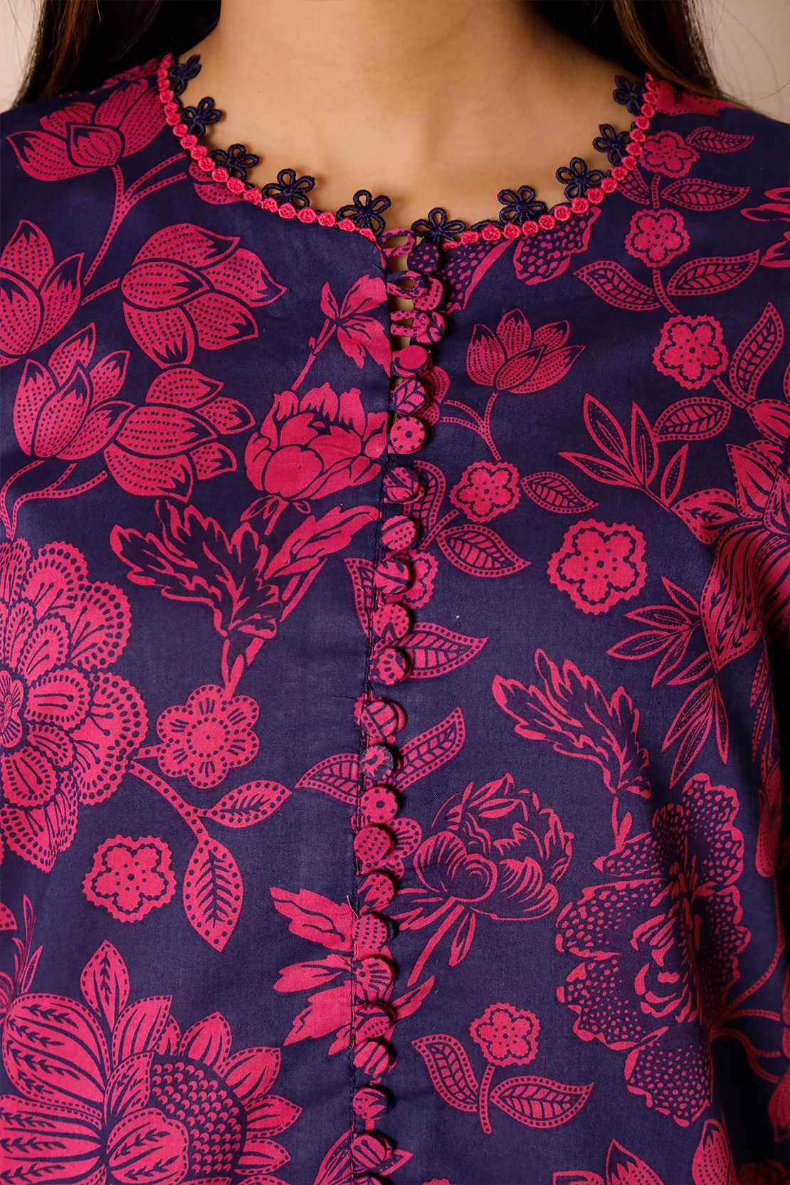 Unstitched Printed Lawn 3 Piece - Image 9