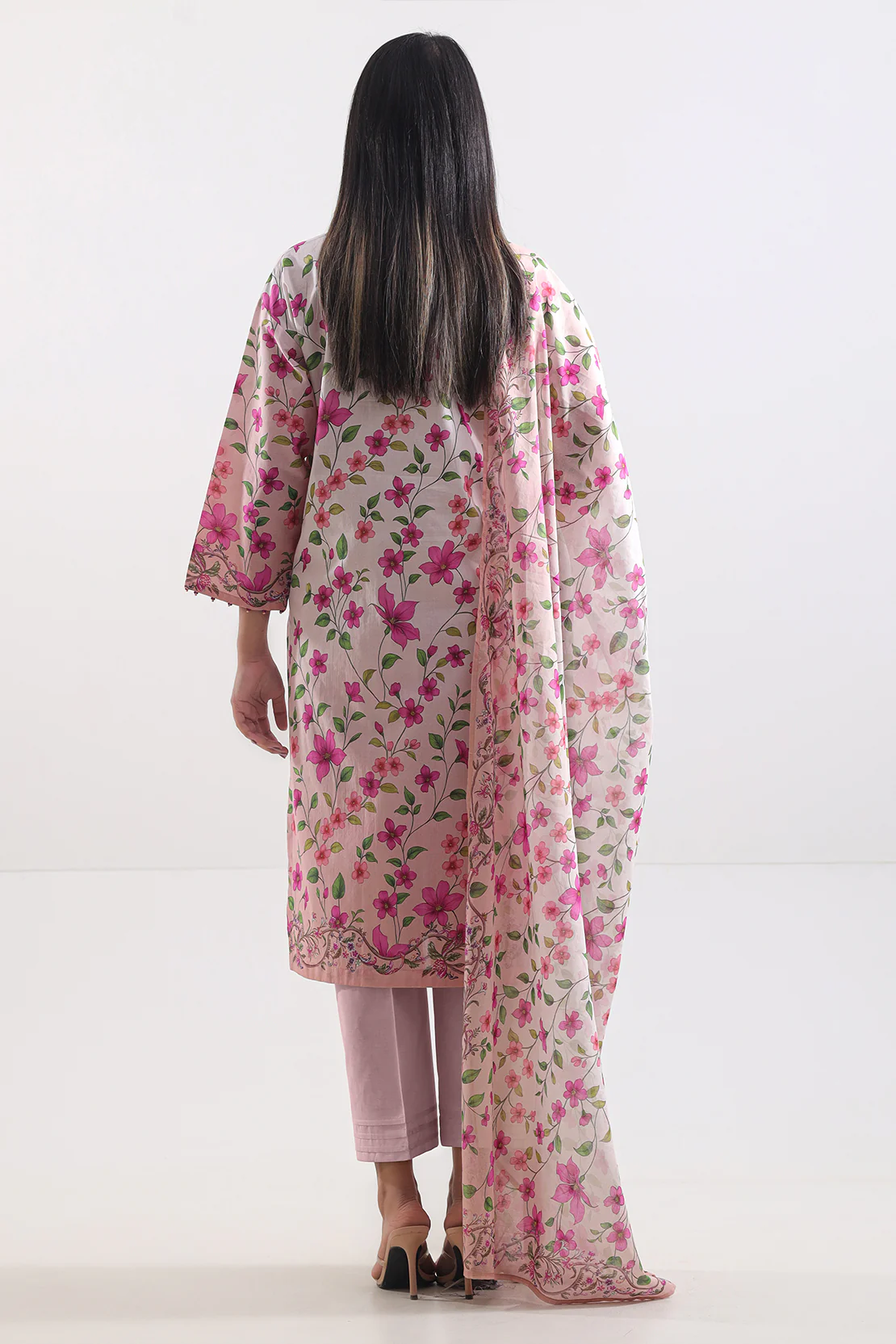Unstitched Printed Lawn 3 Piece - Image 3