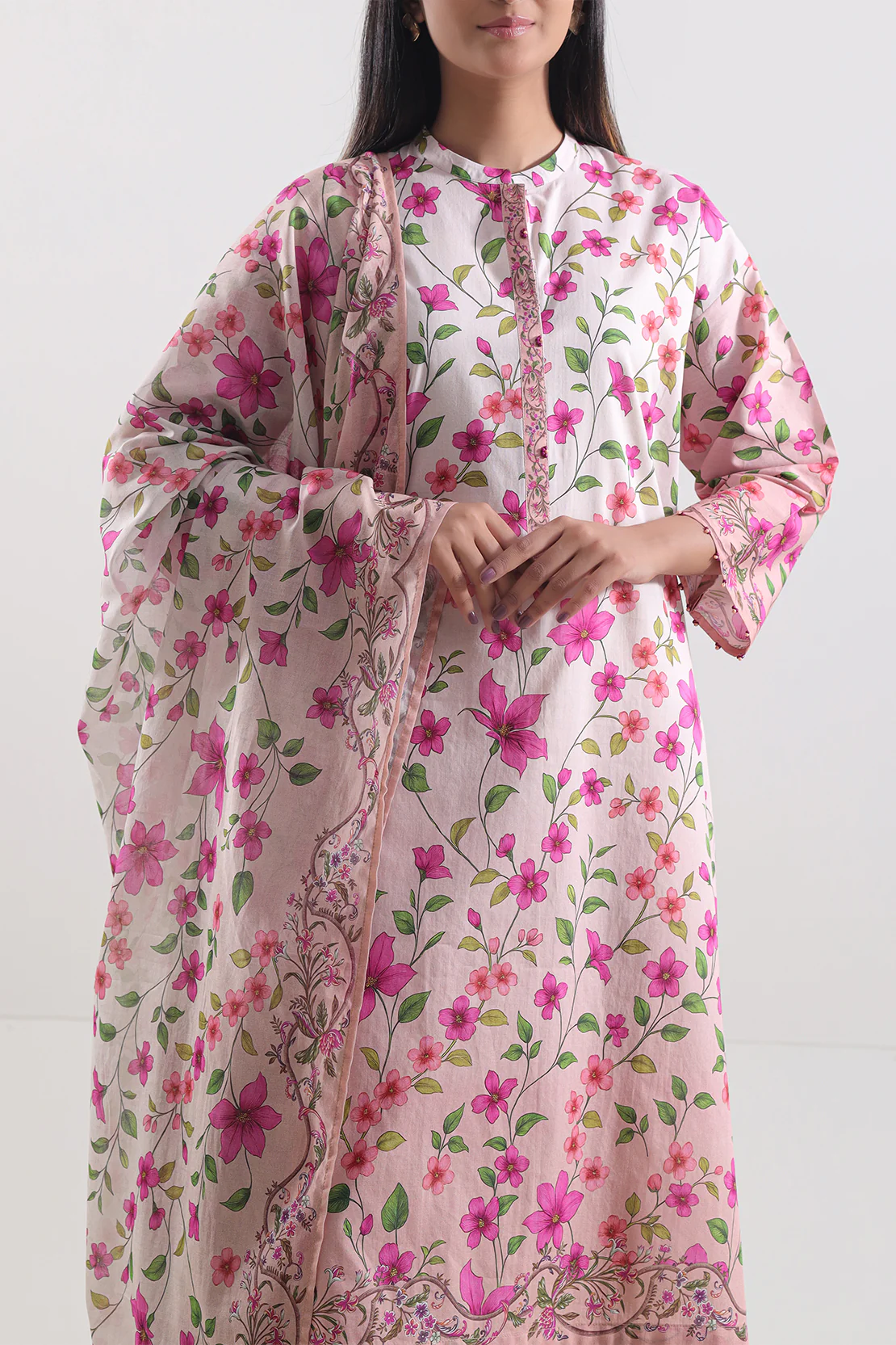 Unstitched Printed Lawn 3 Piece - Image 4